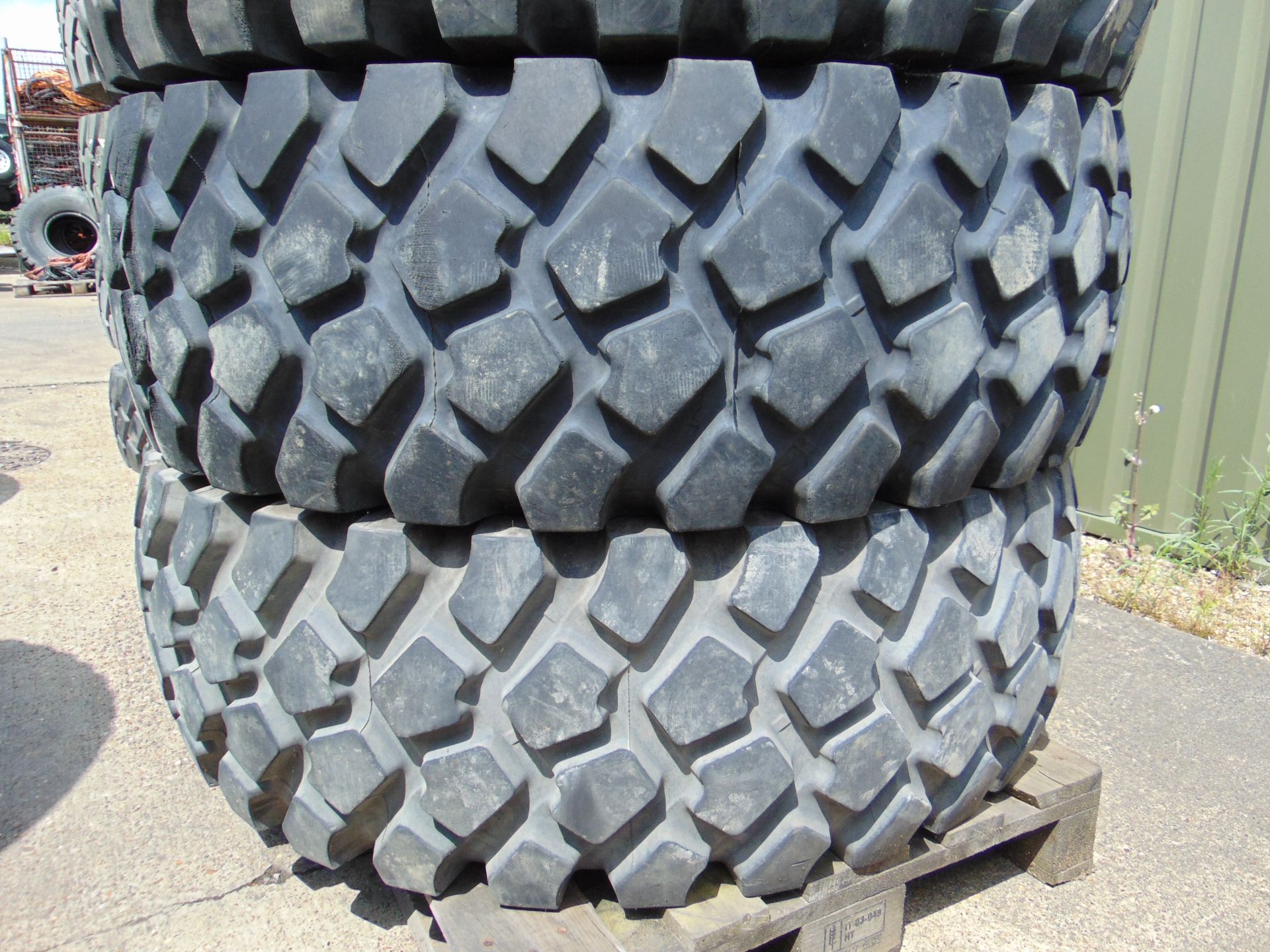 4x Michelin XZL 16.00 R20 Tyres - Bild 3 aus 6