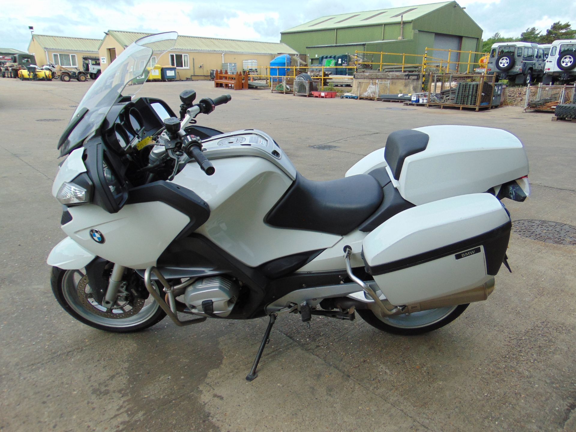 1 Owner 2012 BMW R1200RT Motorbike ONLY 52,632 Miles! - Image 5 of 27