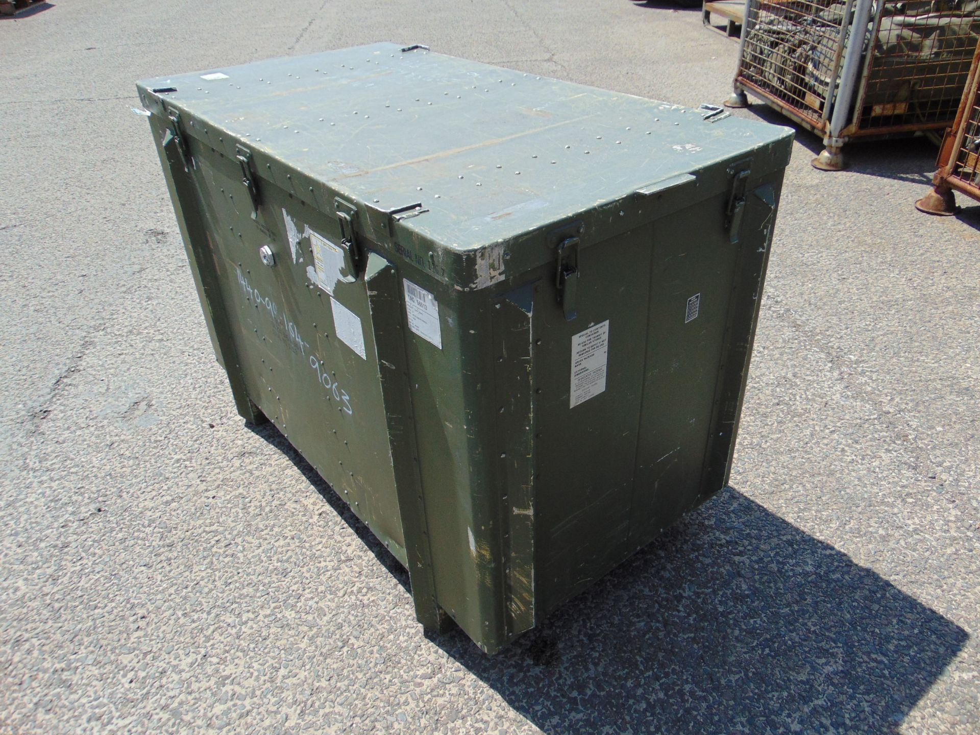 Aluminum Heavy Duty Waterproof Secure Storage Box 1.25mx0.65mx0.85m - Image 5 of 8