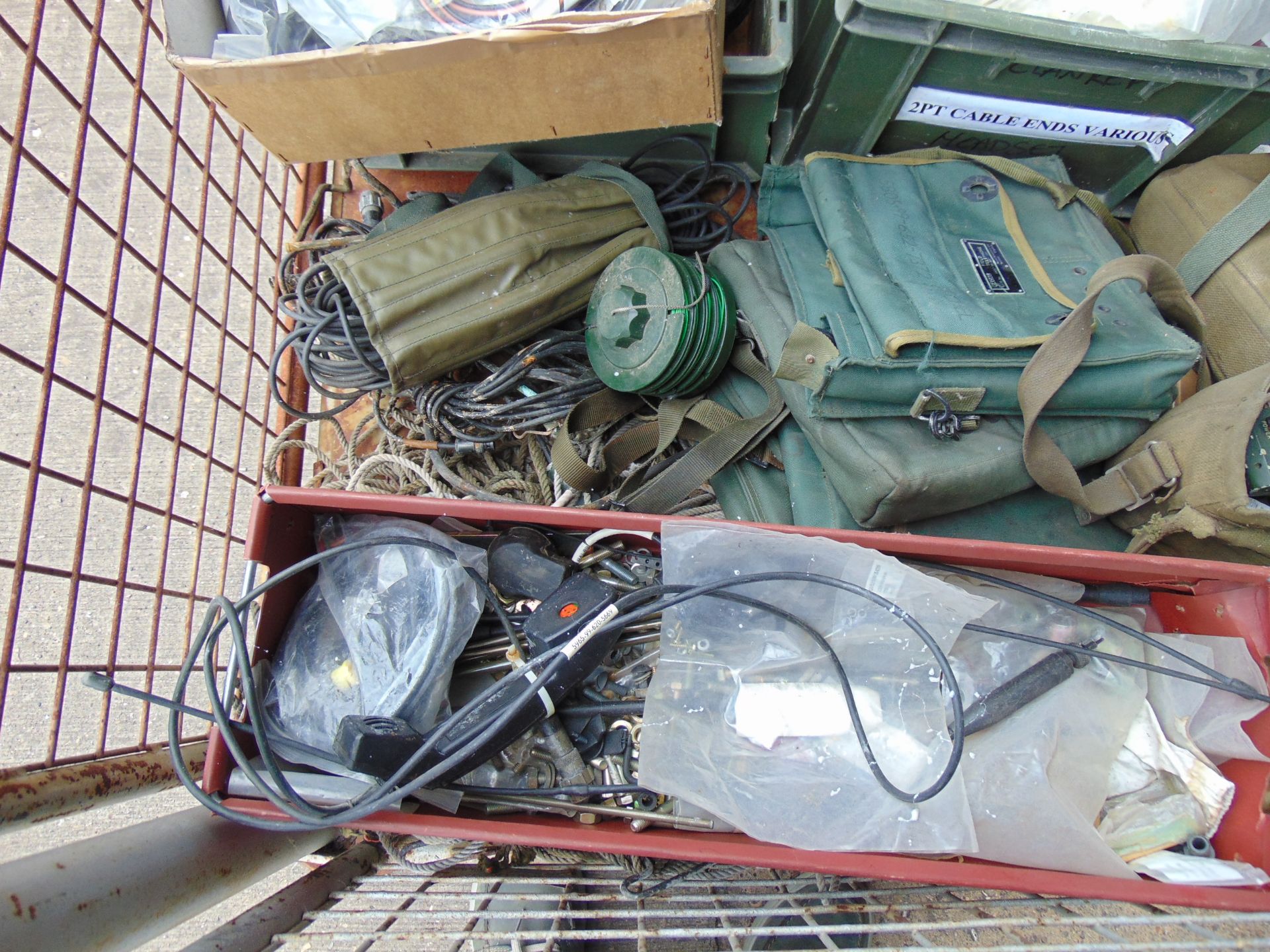 1 x Mixed Stillage of Clansman Radio Equipment inc Cables, Headsets, Anntenna units etc - Image 6 of 7