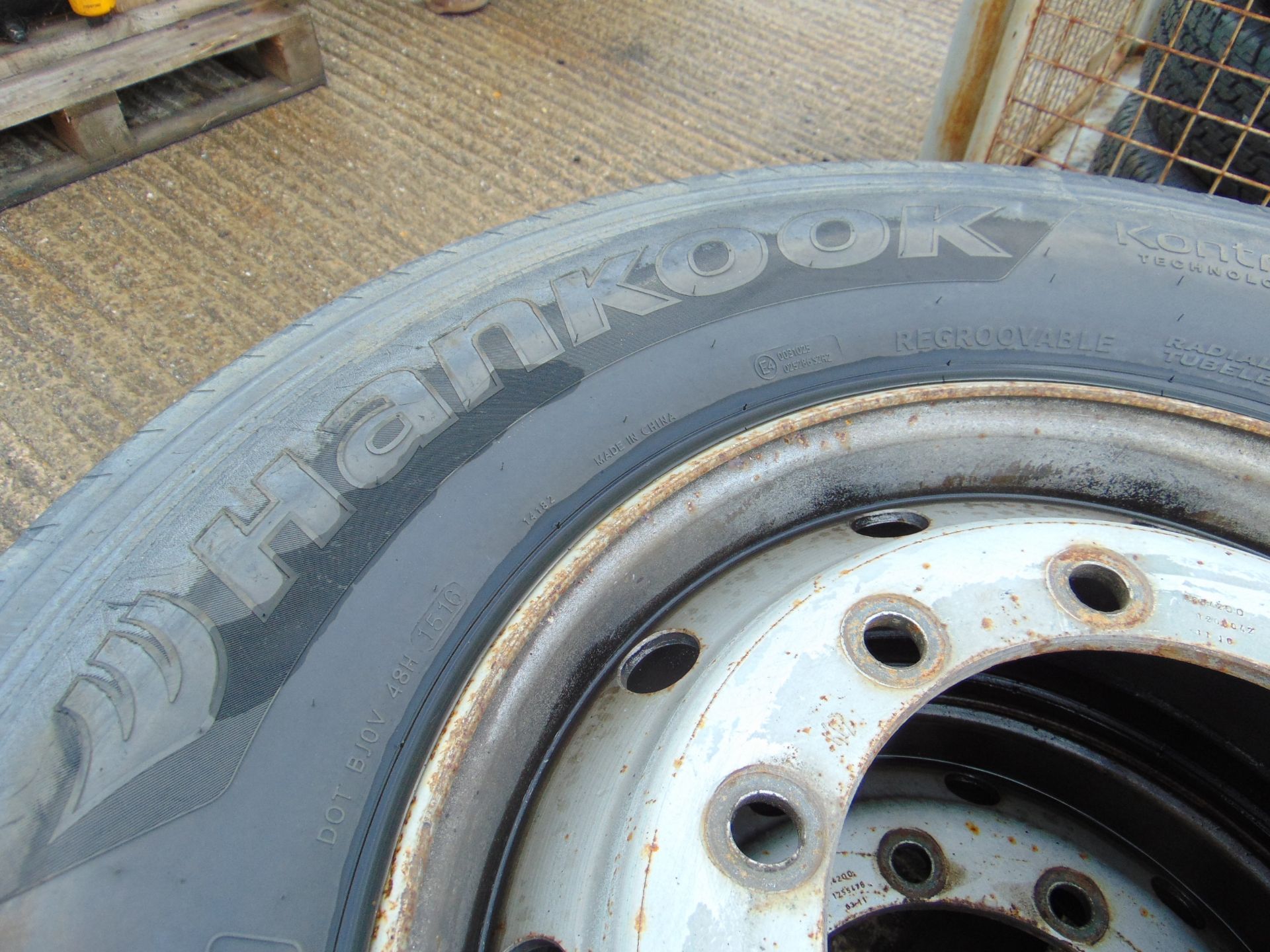 2x 295/80 R22.5 Tyres on 10 Stud Rims - Bild 4 aus 5