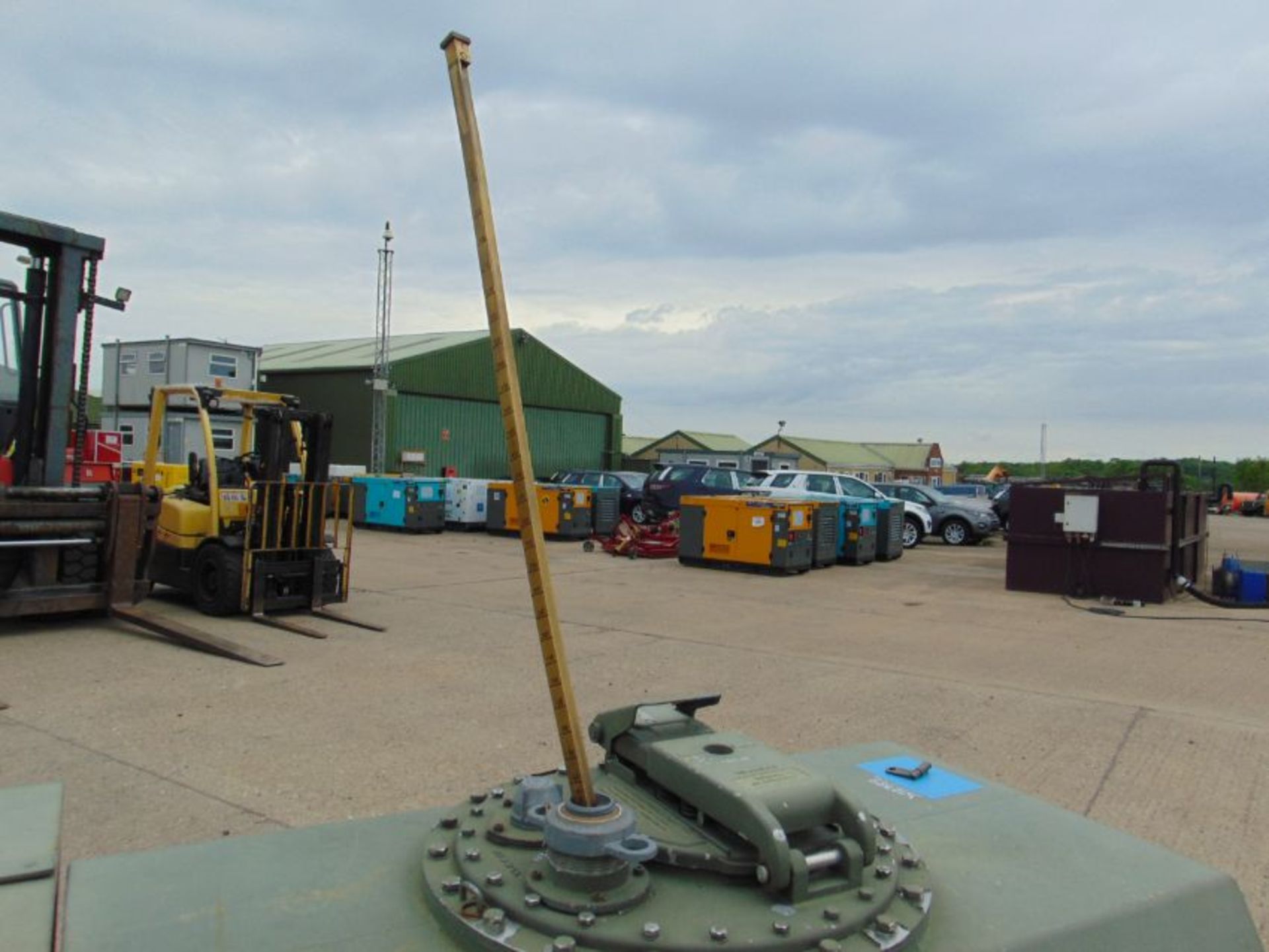 Mk4 Fuel Replenishment Trolley from RAF - Image 17 of 18