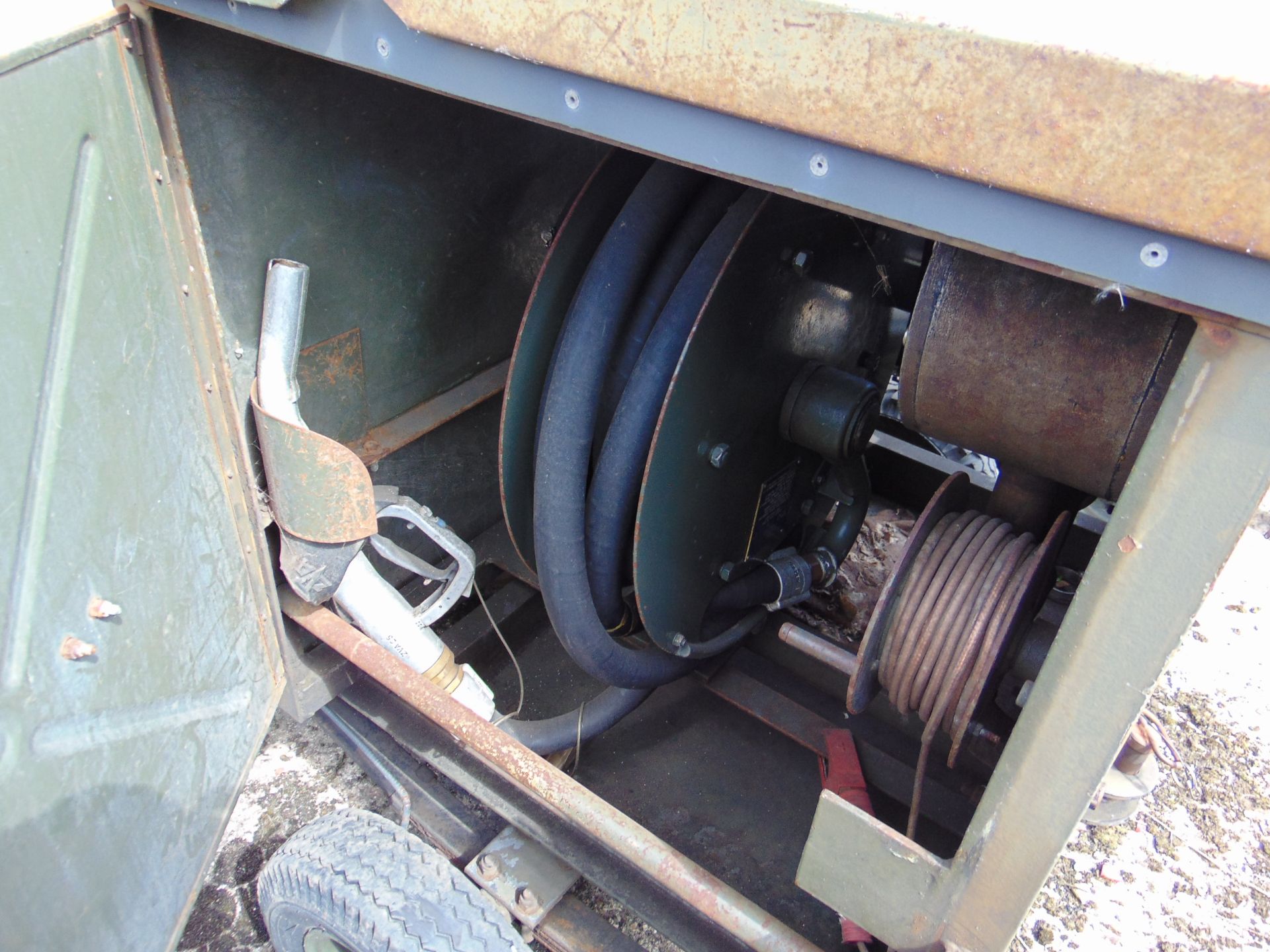 Mk4 Fuel Replenishment Trolley from RAF - Image 7 of 8