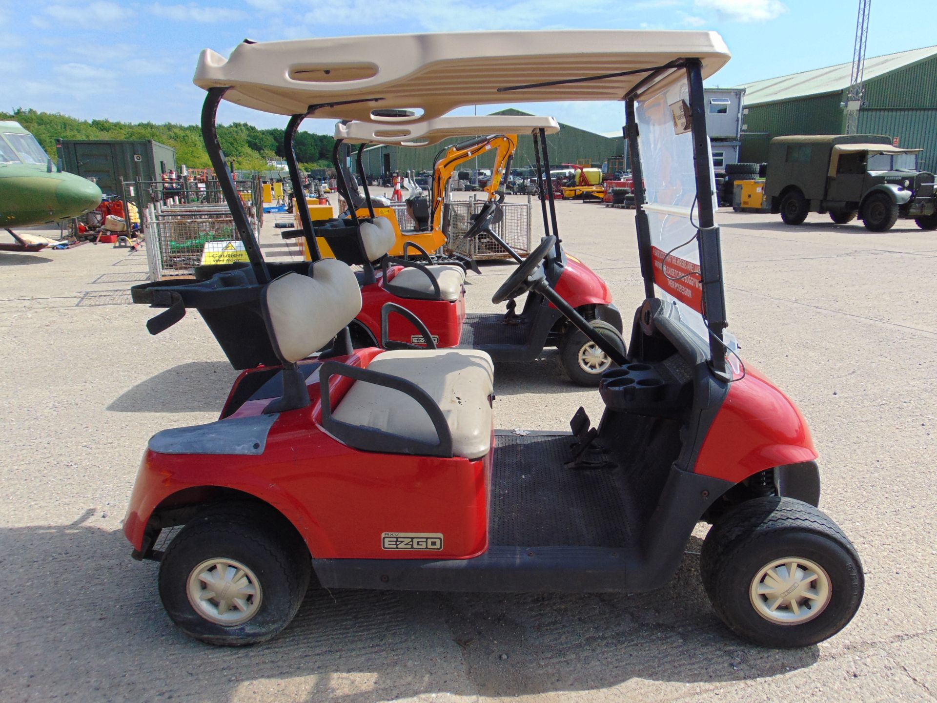 E-Z-GO 2 Seat Electric Golf Buggy as shown will need replacement batteries - Image 7 of 9