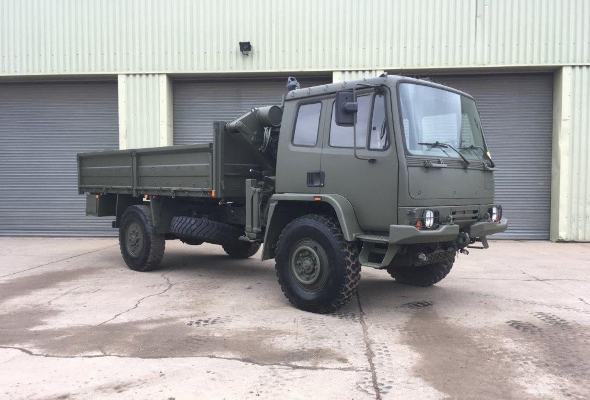 Leyland DAF 4X4 Truck complete with Atlas Crane