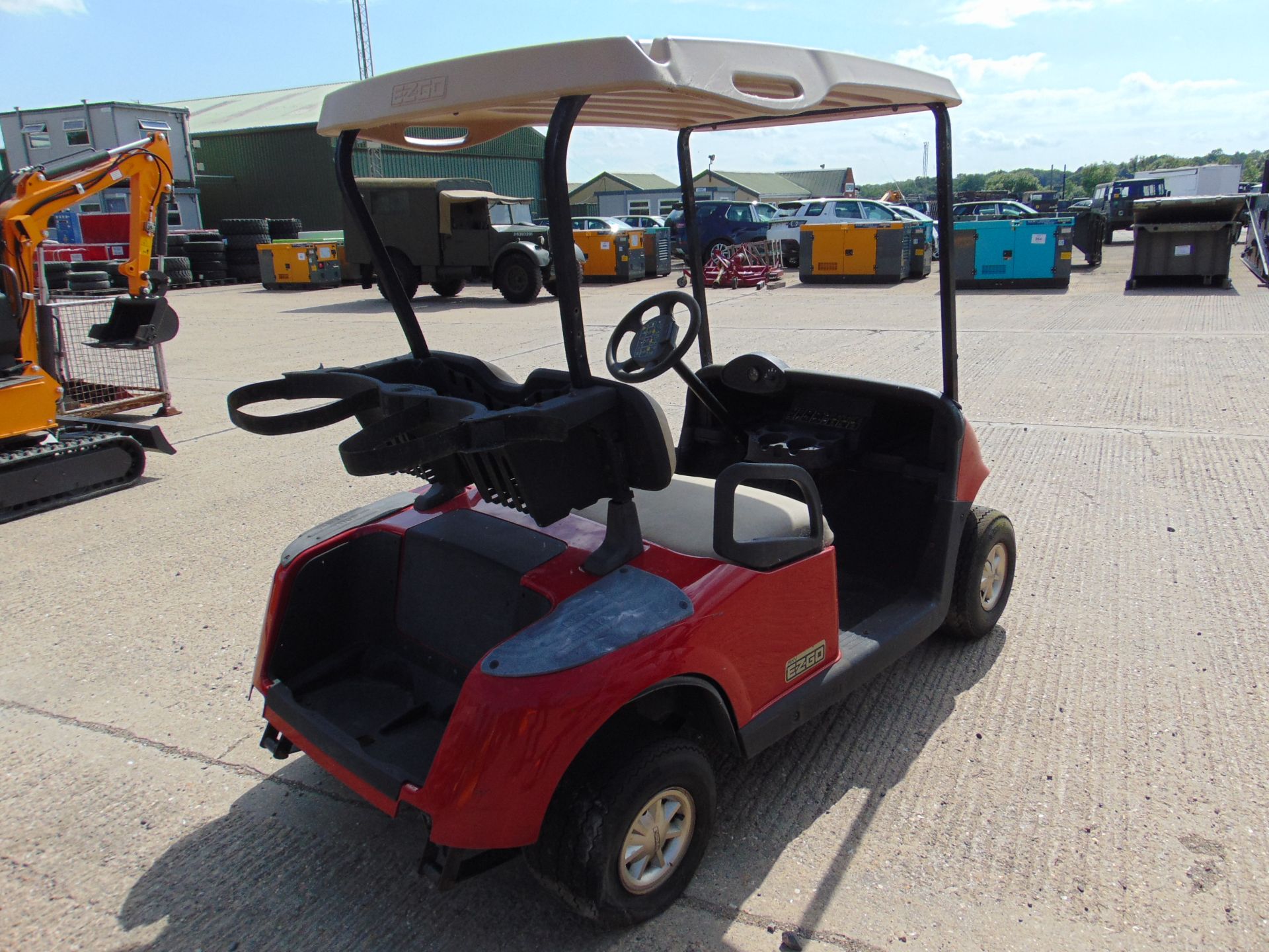 E-Z-GO 2 Seat Electric Golf Buggy as shown will need replacement batteries - Image 7 of 9