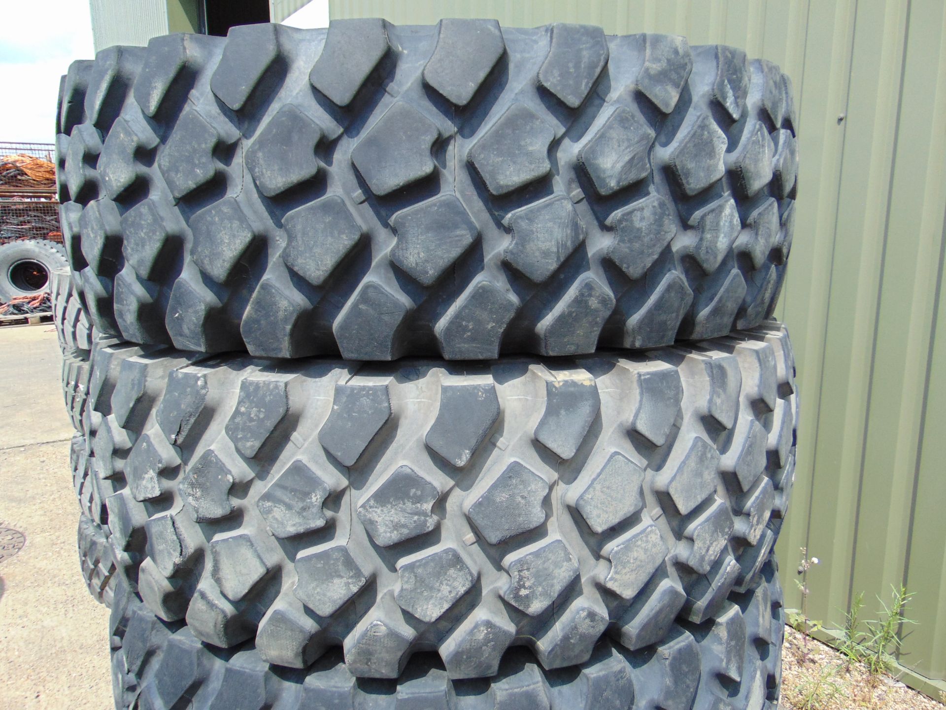 4x Michelin XZL 16.00 R20 Tyres - Bild 2 aus 6