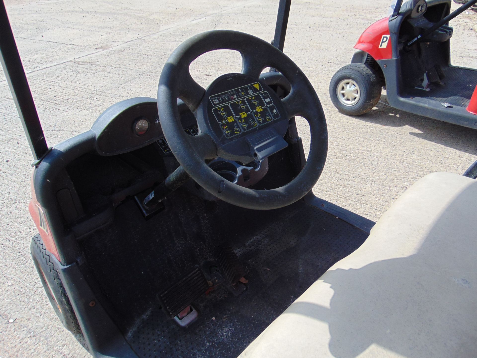 E-Z-GO 2 Seat Electric Golf Buggy as shown will need replacement batteries - Image 9 of 9