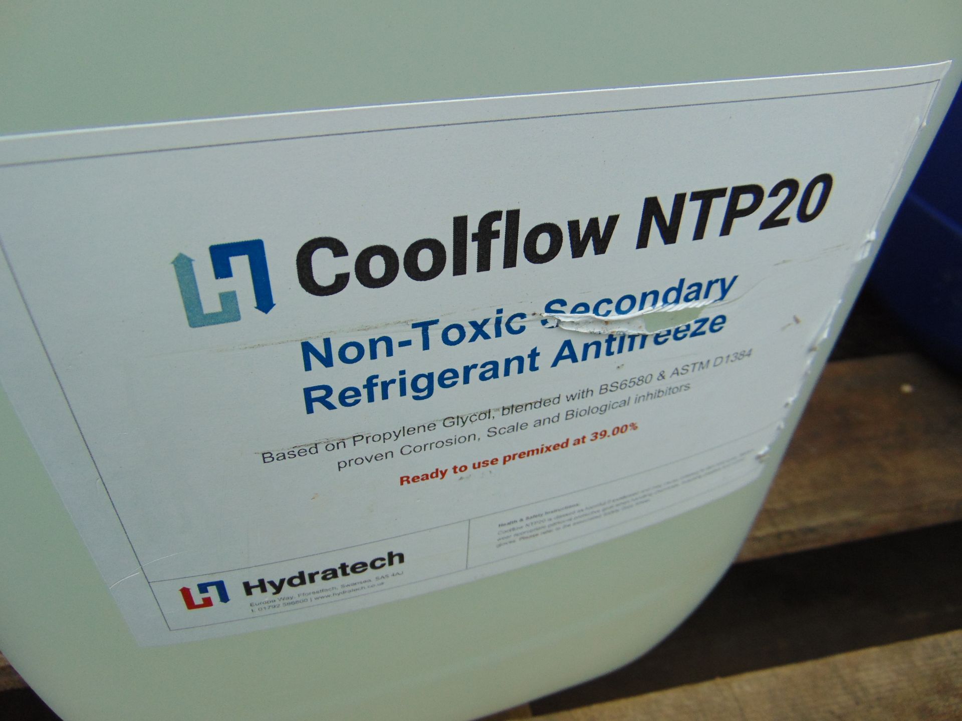 x Unissued 20L Coolflow Refrigerant Antifreeze - Image 3 of 4