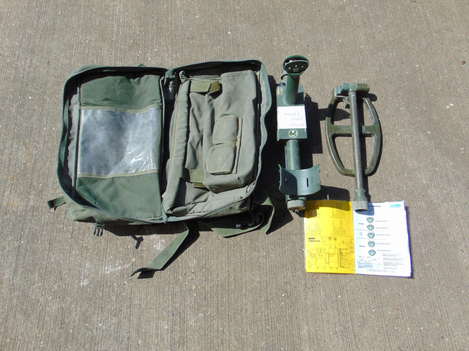 Vallon VMH3CS Metal Detector C/W Soft Backpack - Image 5 of 8