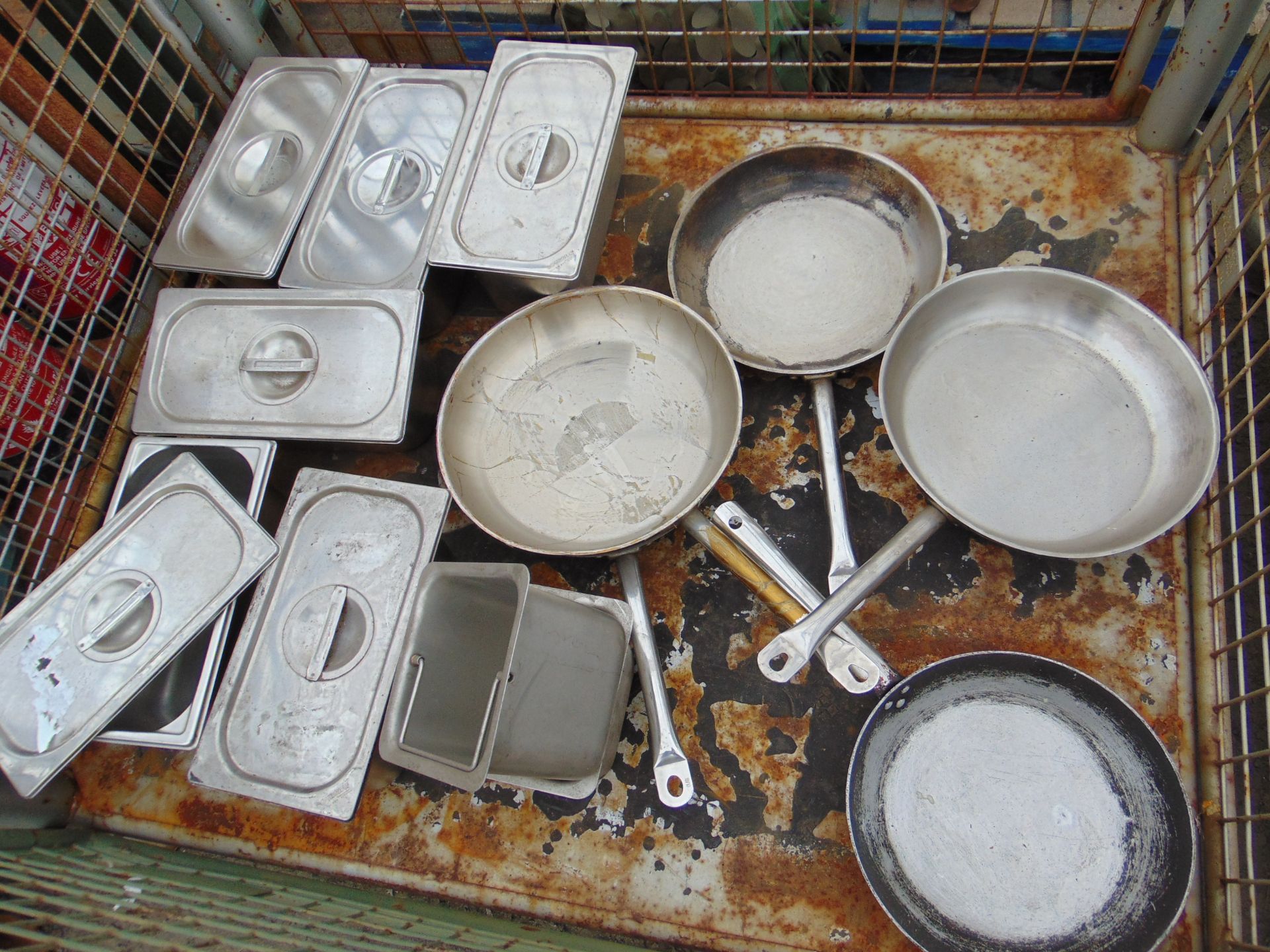 1x Stillage of Army Cooking Eqpt - Image 2 of 4