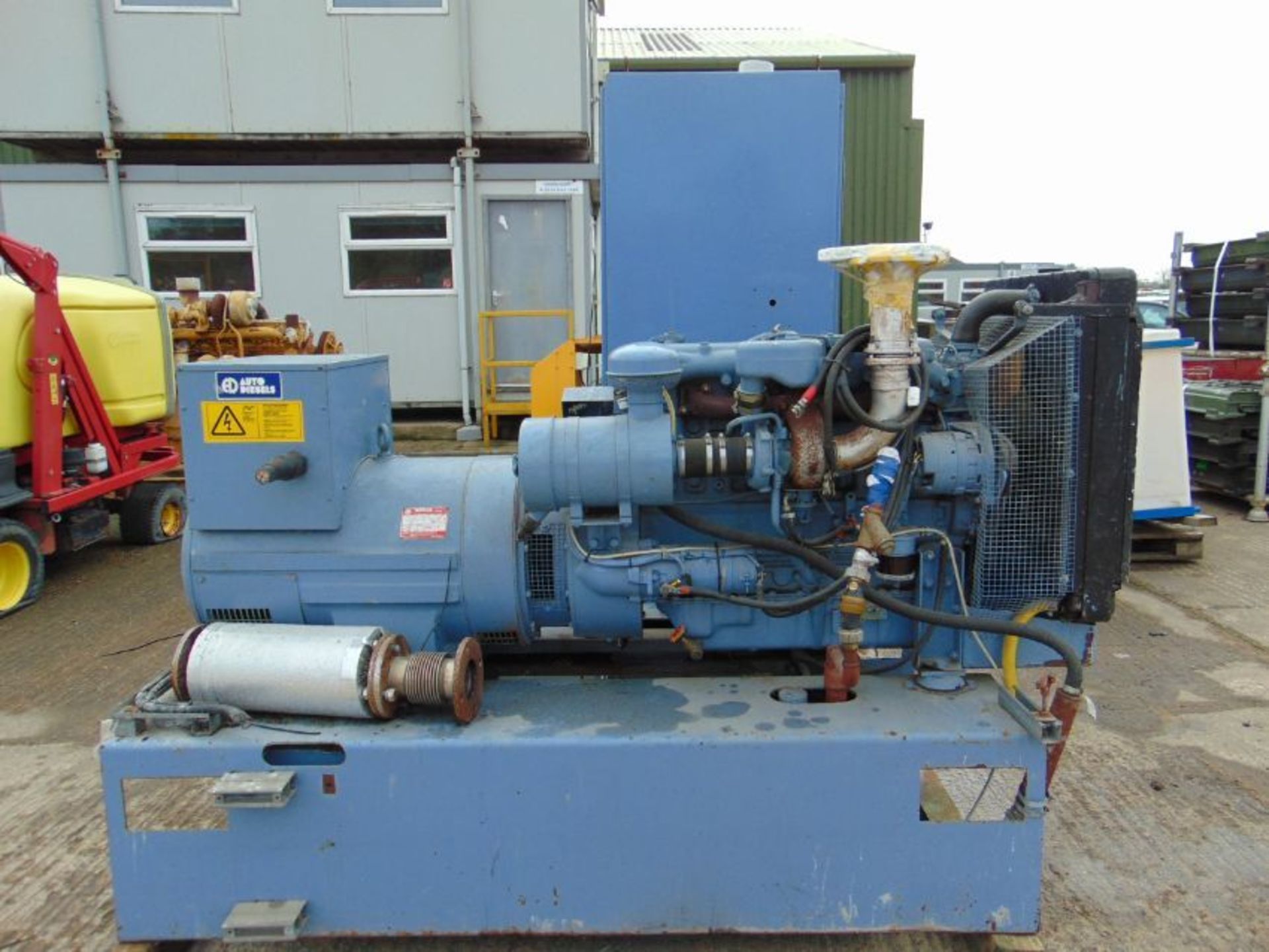 Auto Diesel 85 KVA 68 Kw 3 Phase 415/240V Standby Automatic Mains Faliure Generator ONLY 807 HOURS! - Image 3 of 20