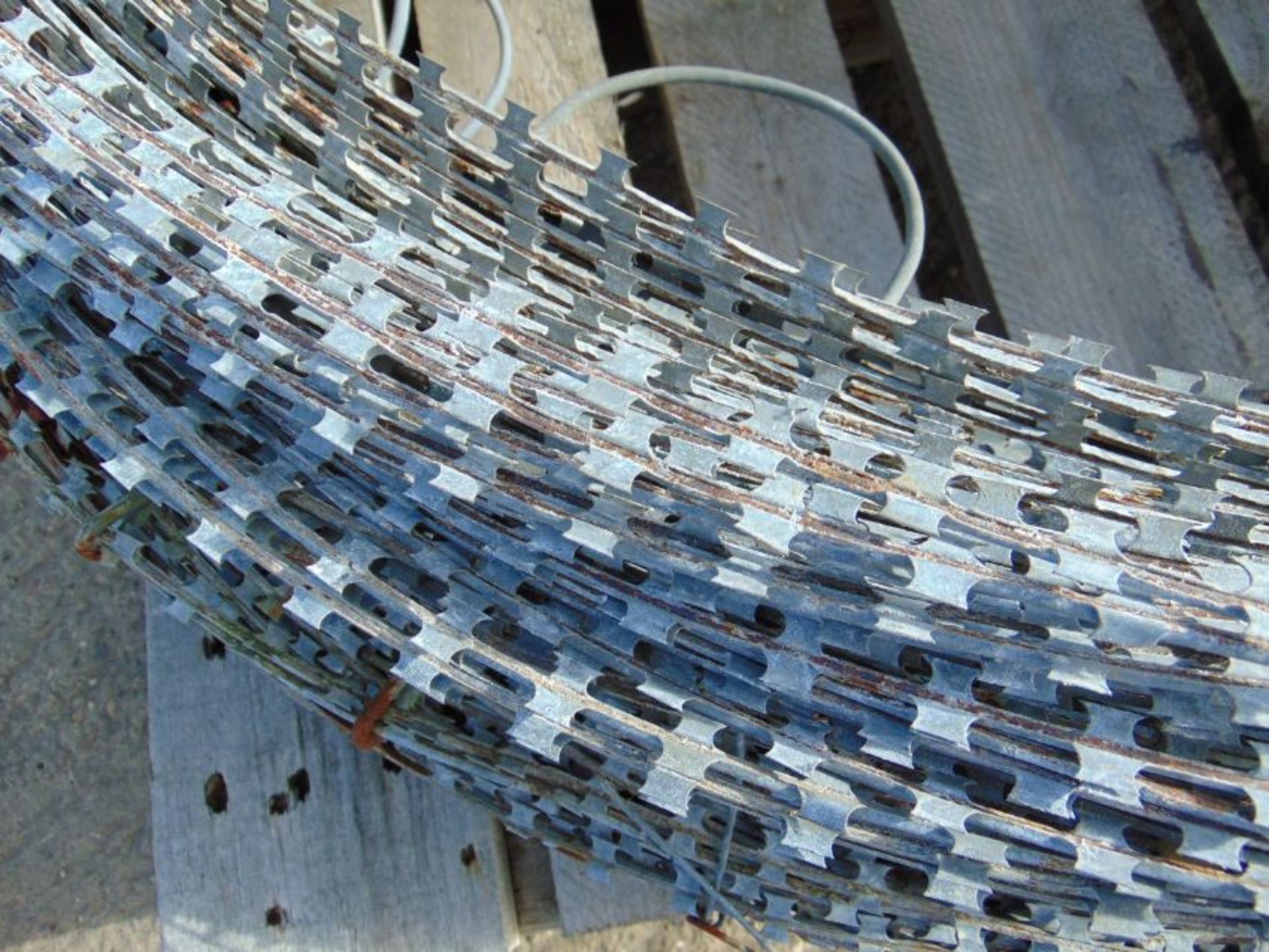 6 x Large Rolls of Concertina Razor Wire Unissued.Each Ccoil makes 1 M x 20 M - Image 3 of 4