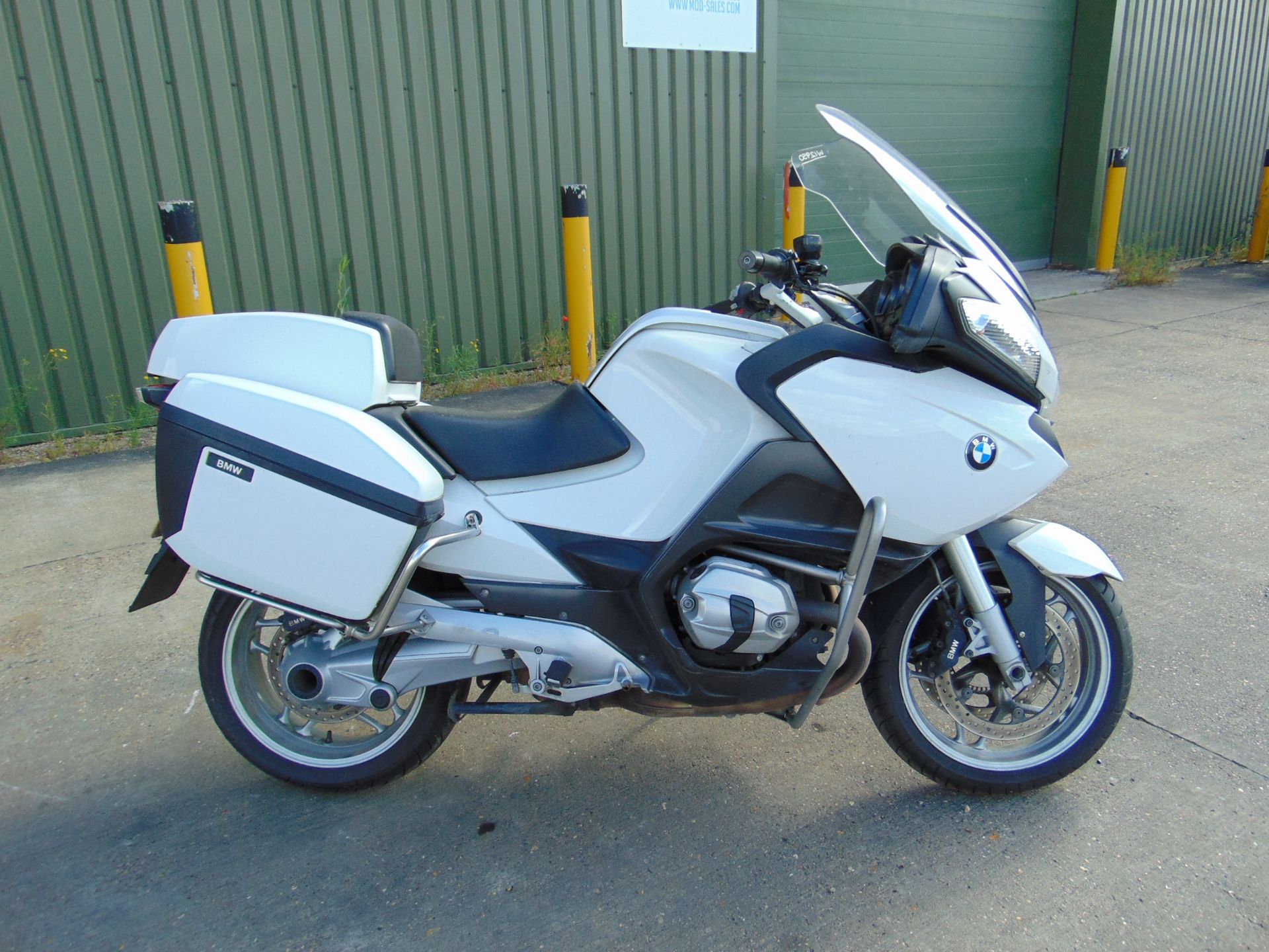 1 Owner 2013 BMW R1200RT Motorbike ONLY 48,842 Miles! - Image 5 of 24