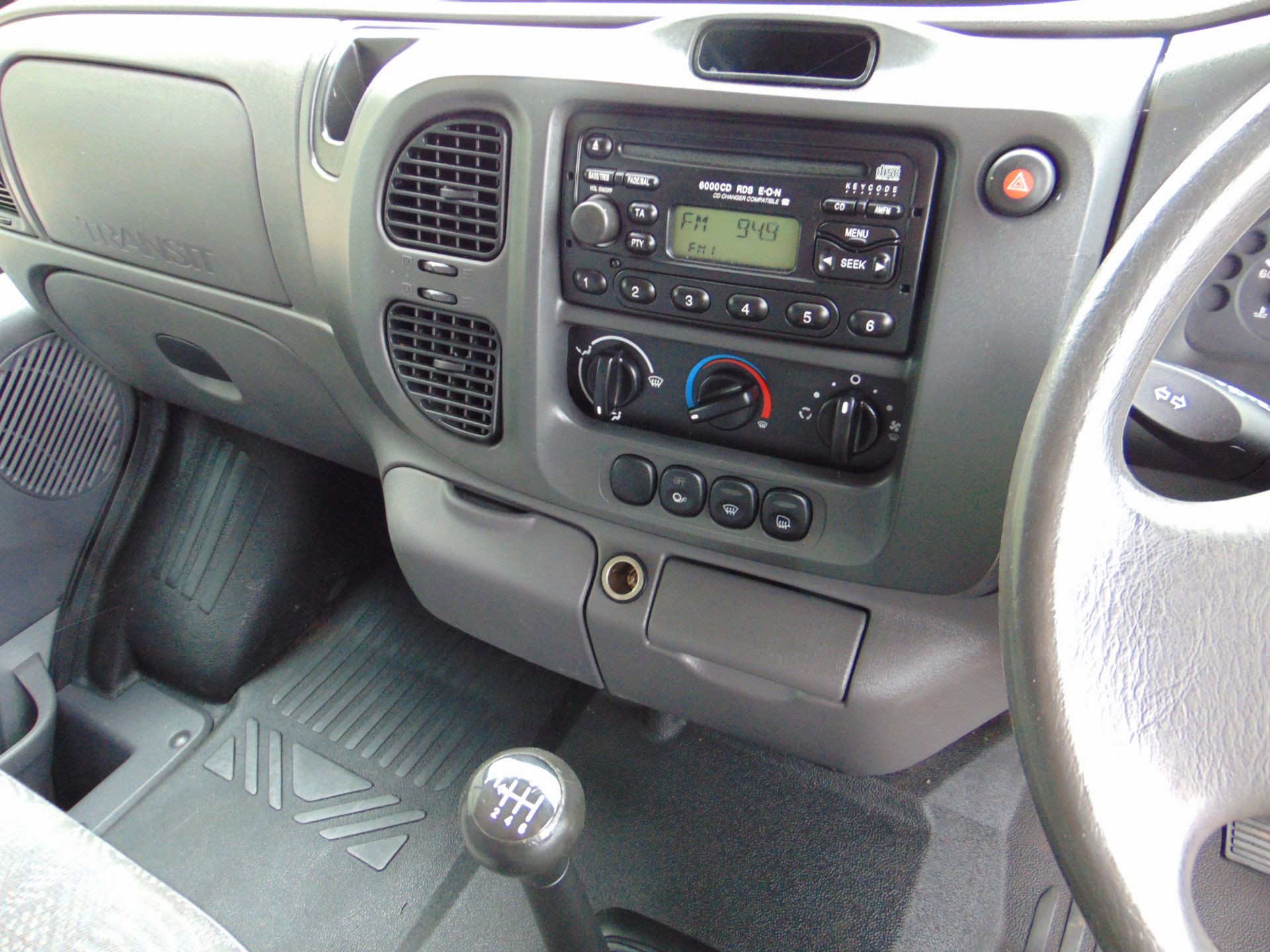 2004 Ford Transit 135 T350 LWB Mobile Surveillance & Monitoring Vehicle ONLY 11,044 Miles! - Image 33 of 41