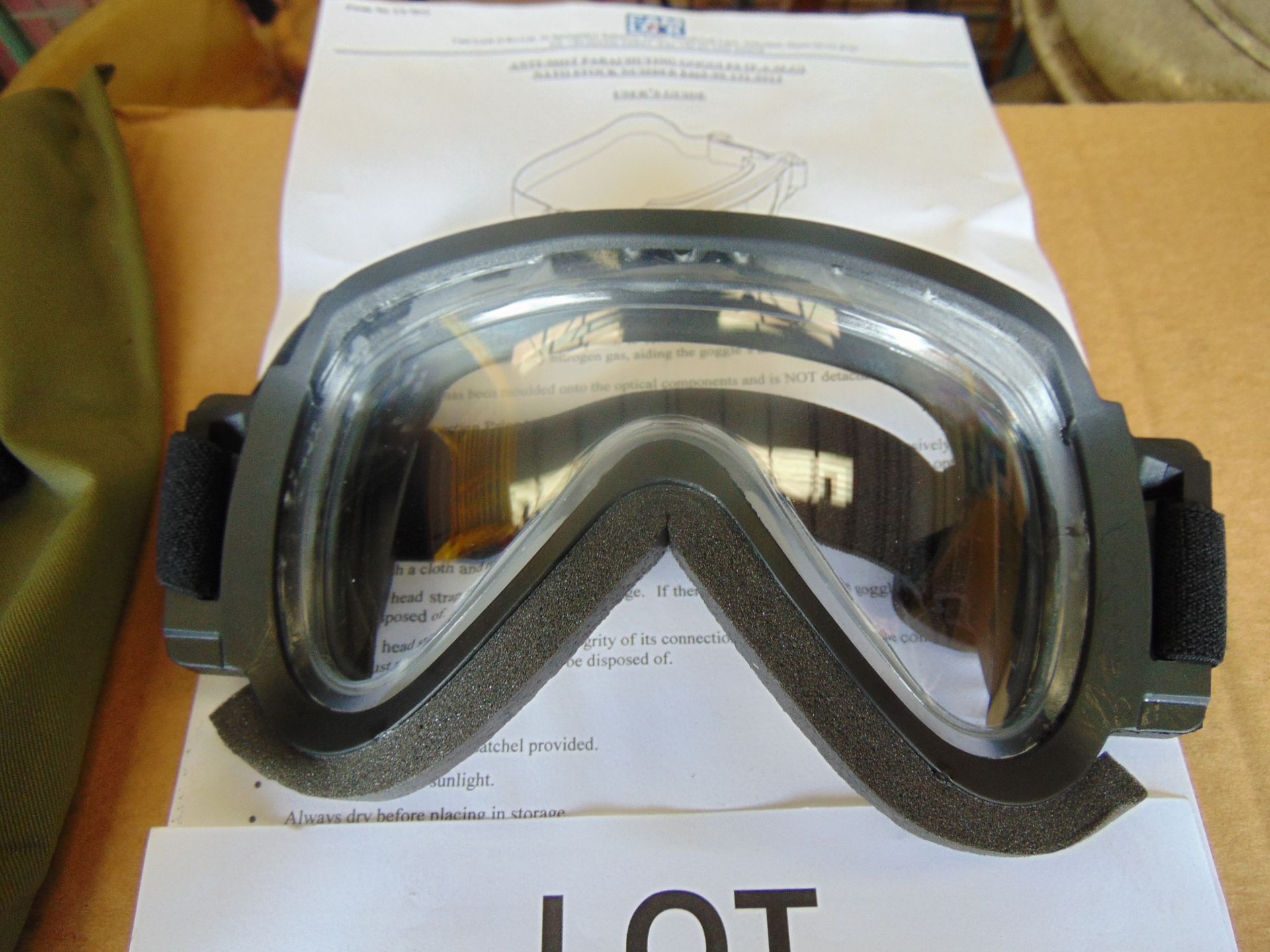 1 x Unissued SAS issue Parachutists Anti-Mist Goggles Manufactures by CAM LOCK (UK) Ltd - Image 2 of 5