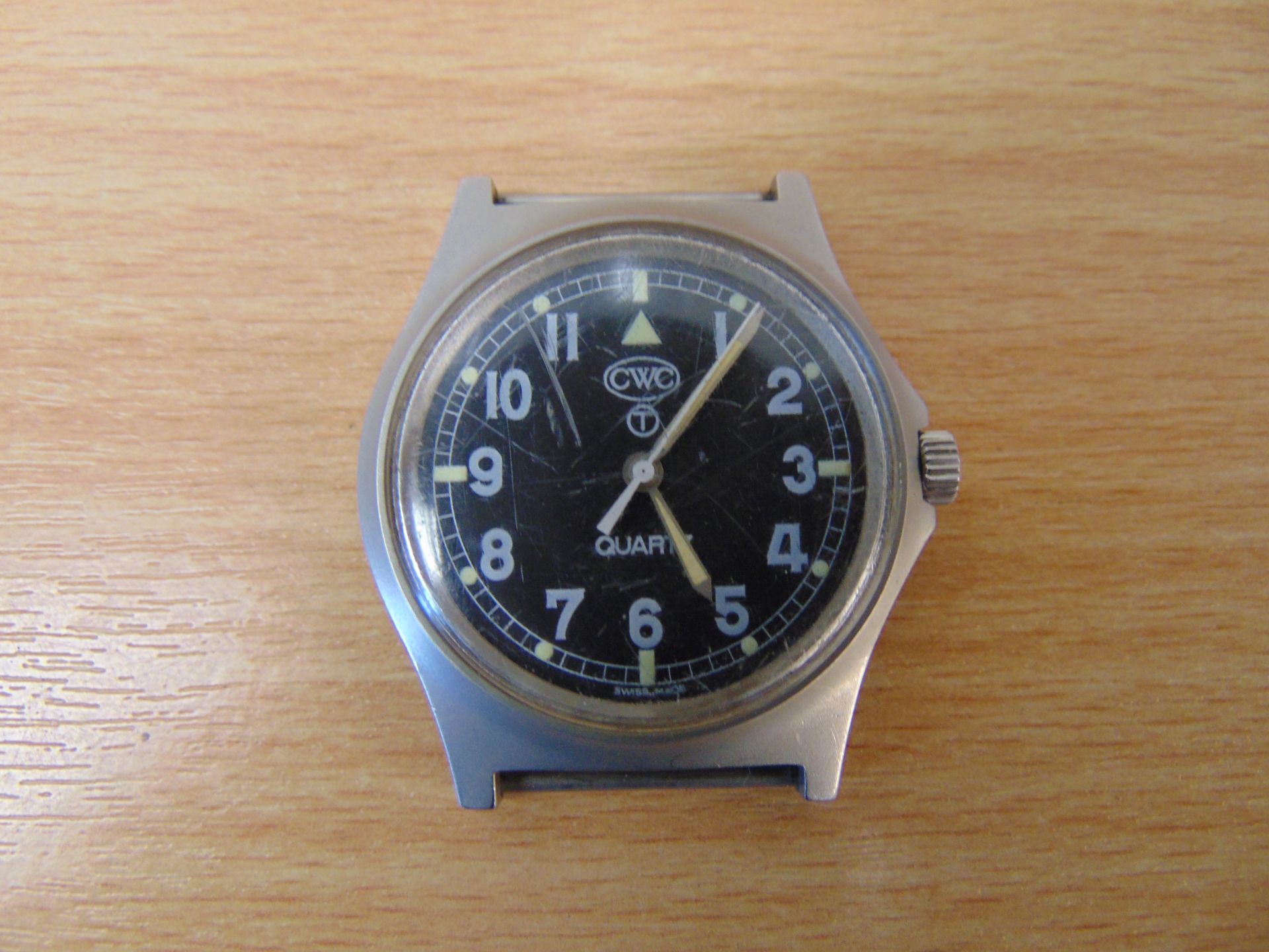 CWC 0552 Royal Marines / Navy issue service watch date 1990, GULF WAR 1