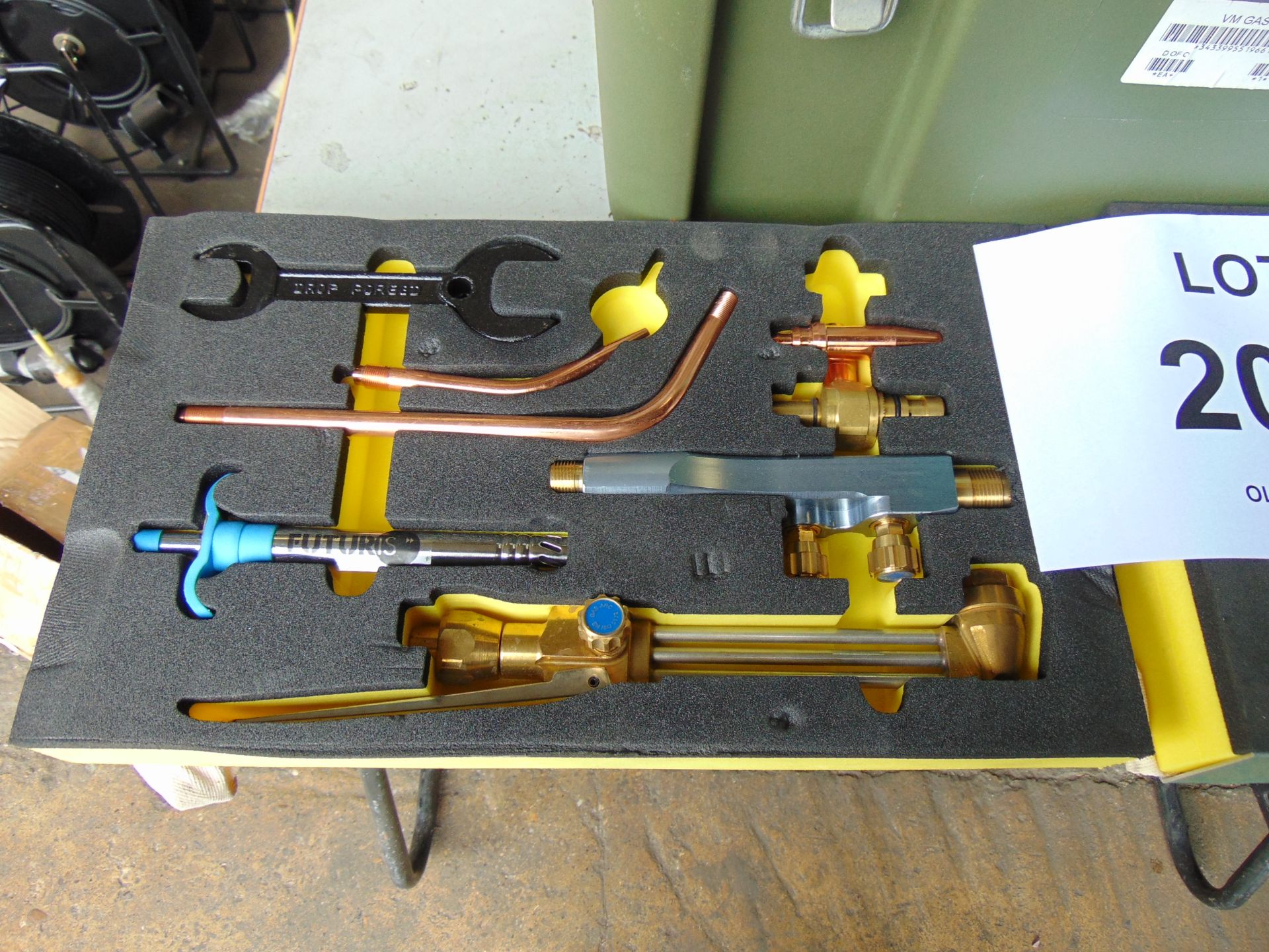 Unissued Oxy - Acetylene Gas cutting and welding set from MoD in Transit case - Image 2 of 8