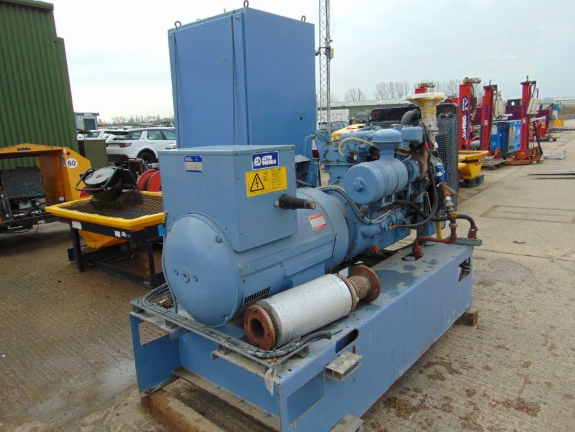 Auto Diesel 85 KVA 68 Kw 3 Phase 415/240V Standby Automatic Mains Faliure Generator ONLY 807 HOURS! - Image 4 of 20