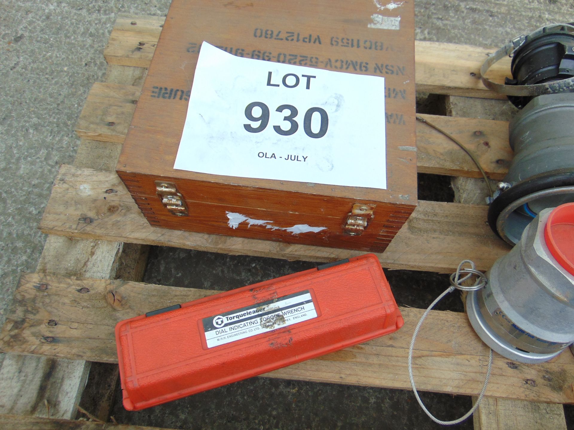 1x Pallet of Tools, Refuelling Connectors etc as shown. - Image 3 of 7