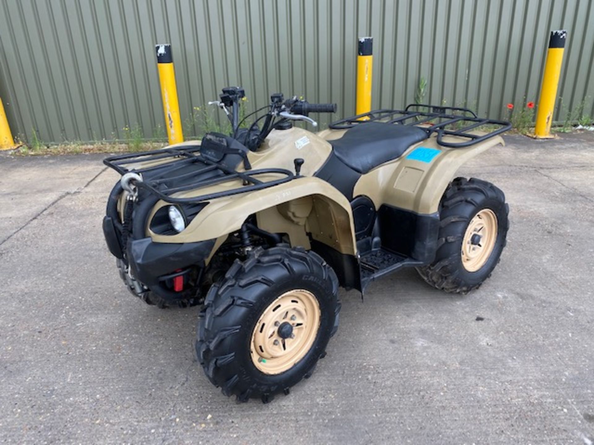 Military Specification Yamaha Grizzly 450 4 x 4 ATV Quad Bike ONLY 5,539Km!!! - Image 2 of 26