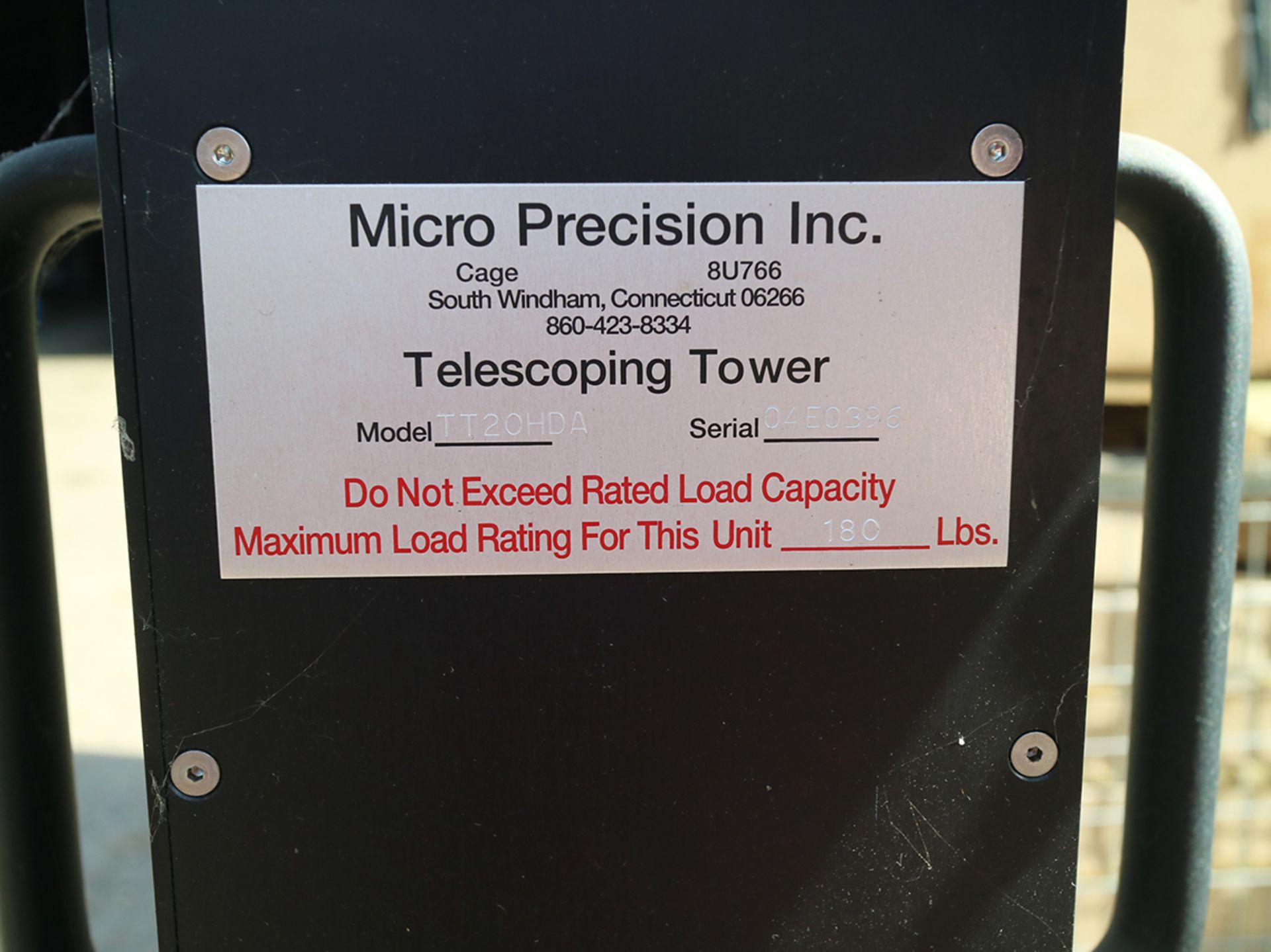 Very Rare Item- US Special Forces Micro Precision telescopic tower Model # TT20HDA 180 lbs - Image 4 of 4