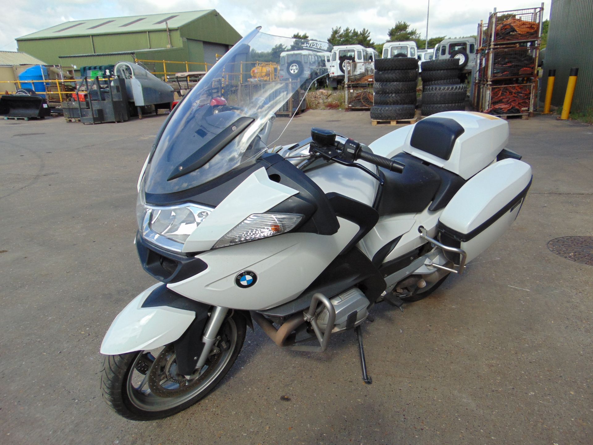 1 Owner 2013 BMW R1200RT Motorbike ONLY 48,842 Miles! - Image 3 of 24