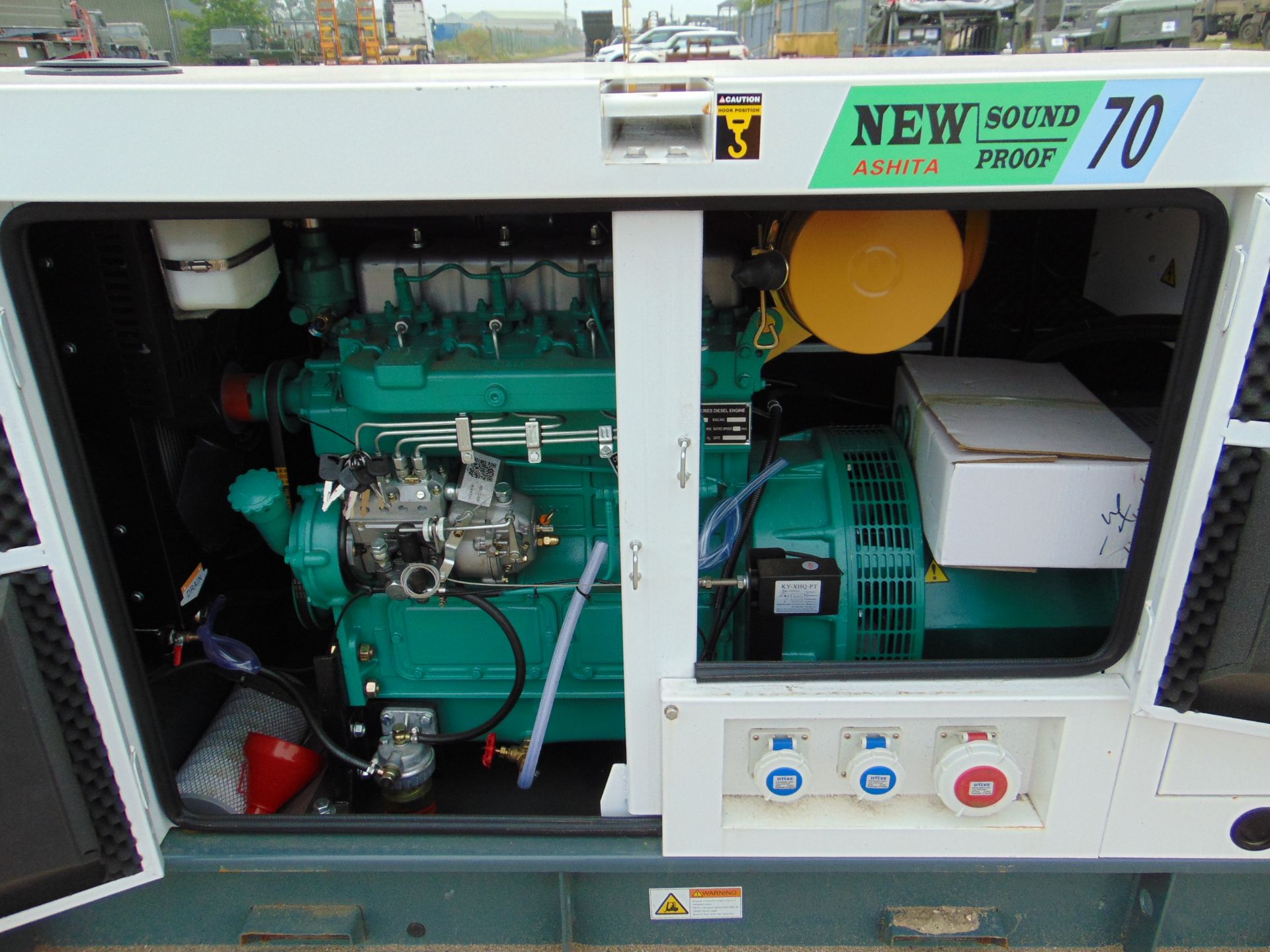 2022 UNISSUED 70 KVA 3 Phase Silent Diesel Generator Set - Image 9 of 18