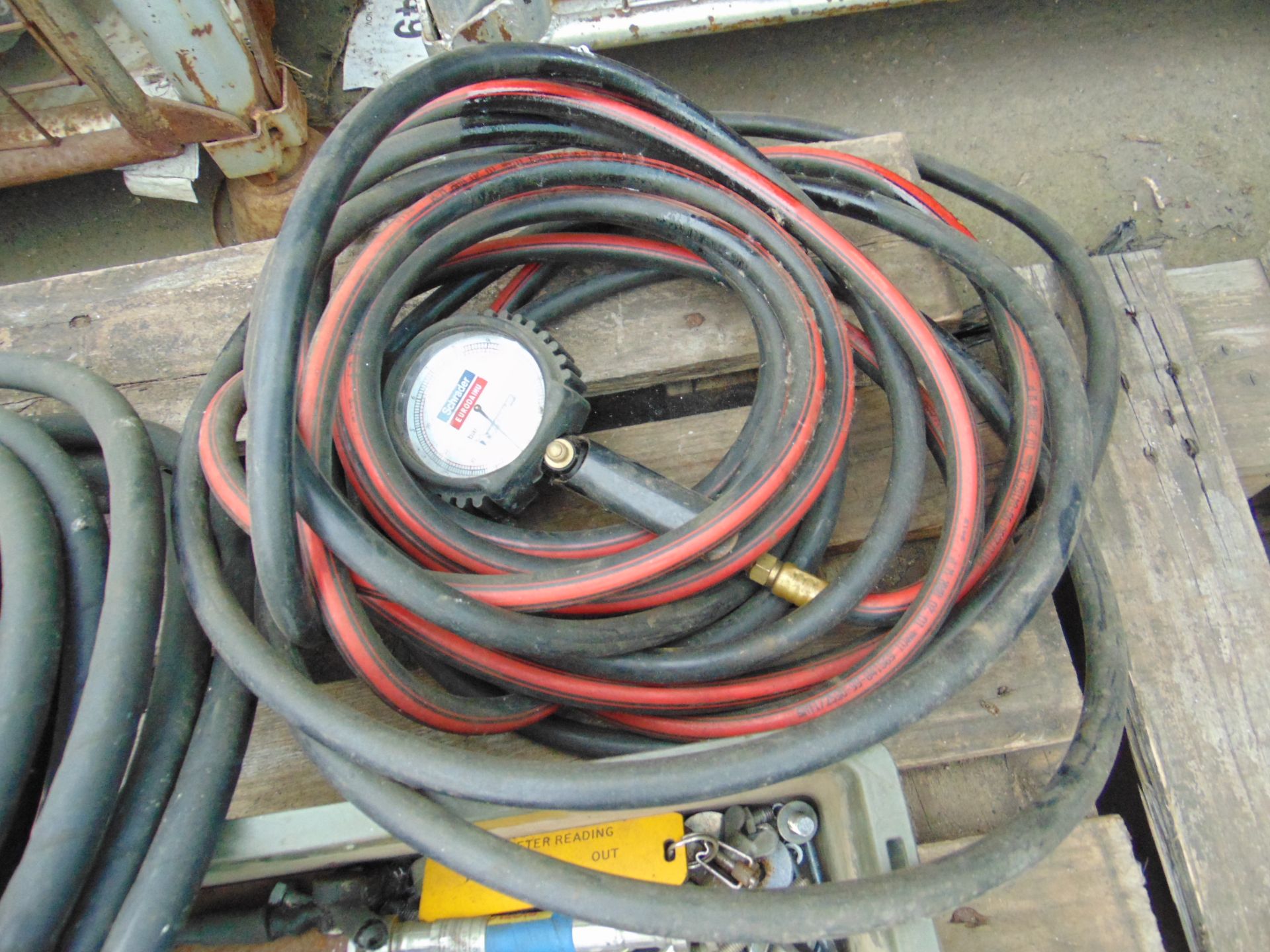1 x Pallet of Air Lines, Stirrup Pumps, Nuts Bolts etc - Image 2 of 7