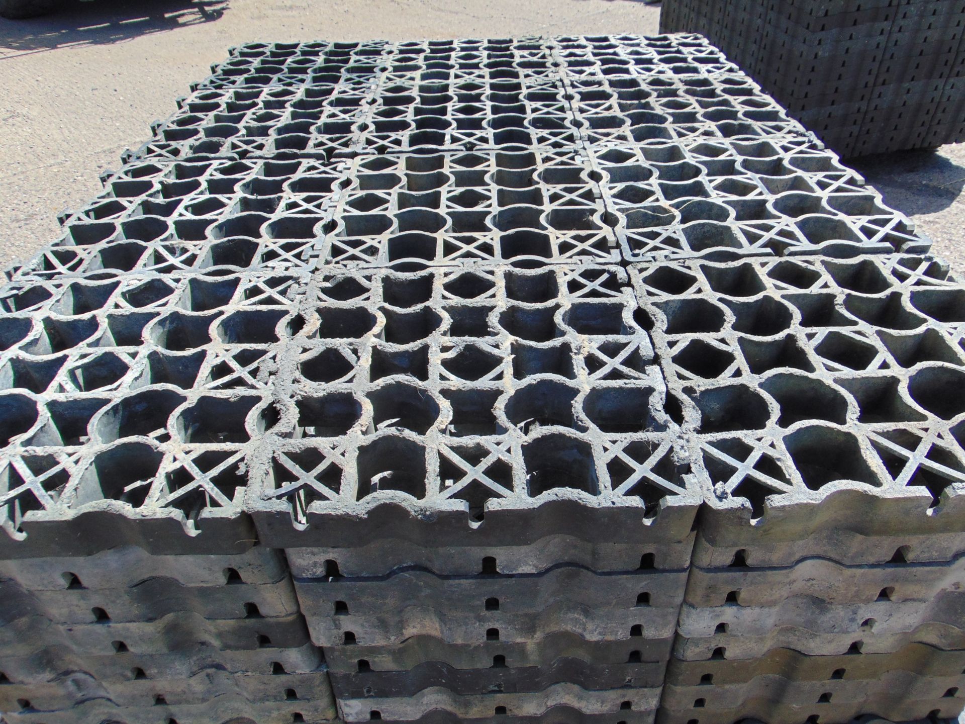 Pallet of EcoGrid E50 Interlocking Roadway - Image 2 of 3