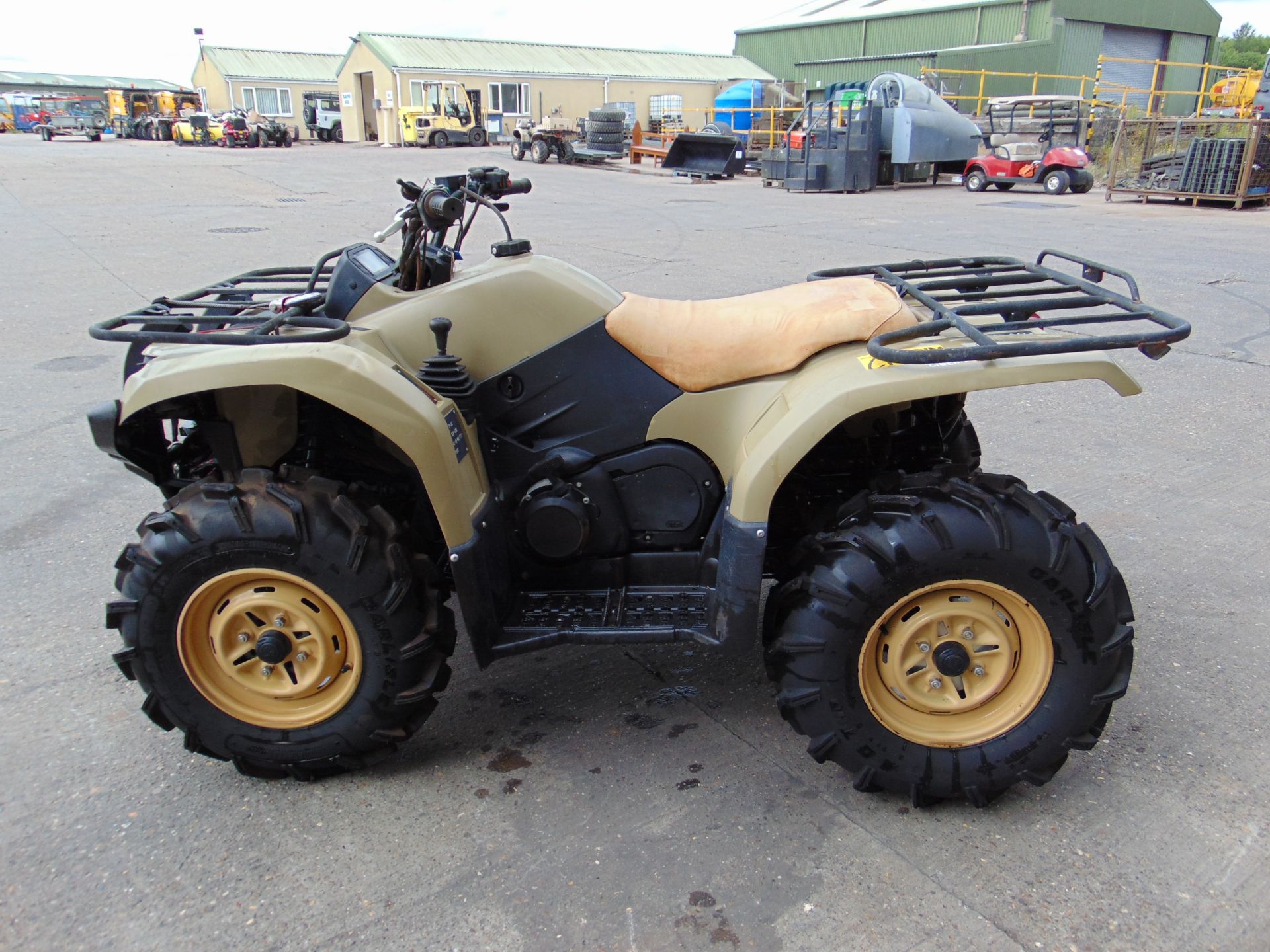 Military Specification Yamaha Grizzly 450 4 x 4 ATV Quad Bike ONLY 213 HOURS! - Image 4 of 18