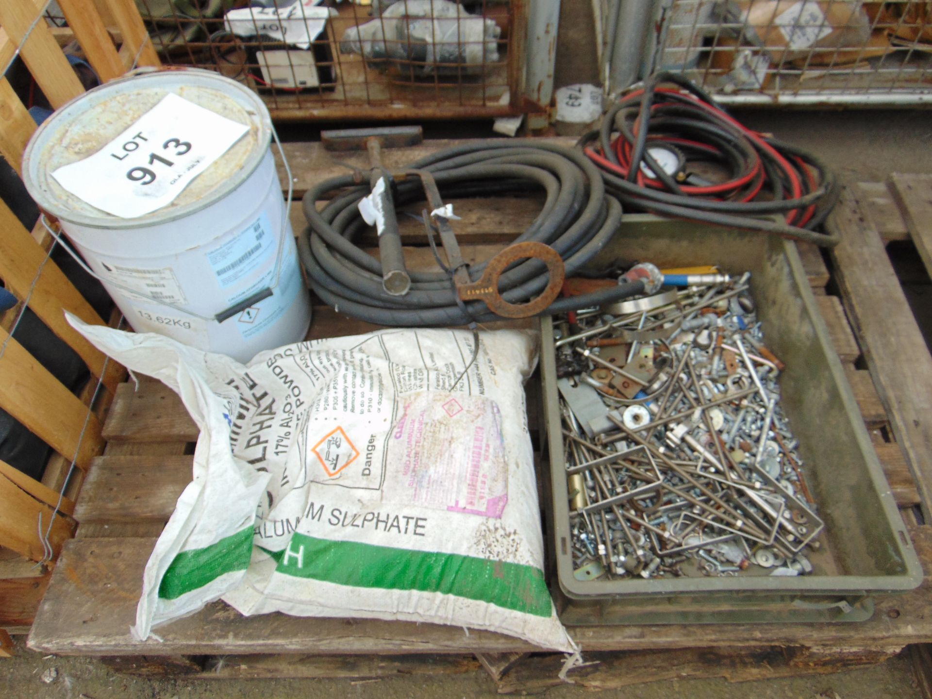 1 x Pallet of Air Lines, Stirrup Pumps, Nuts Bolts etc