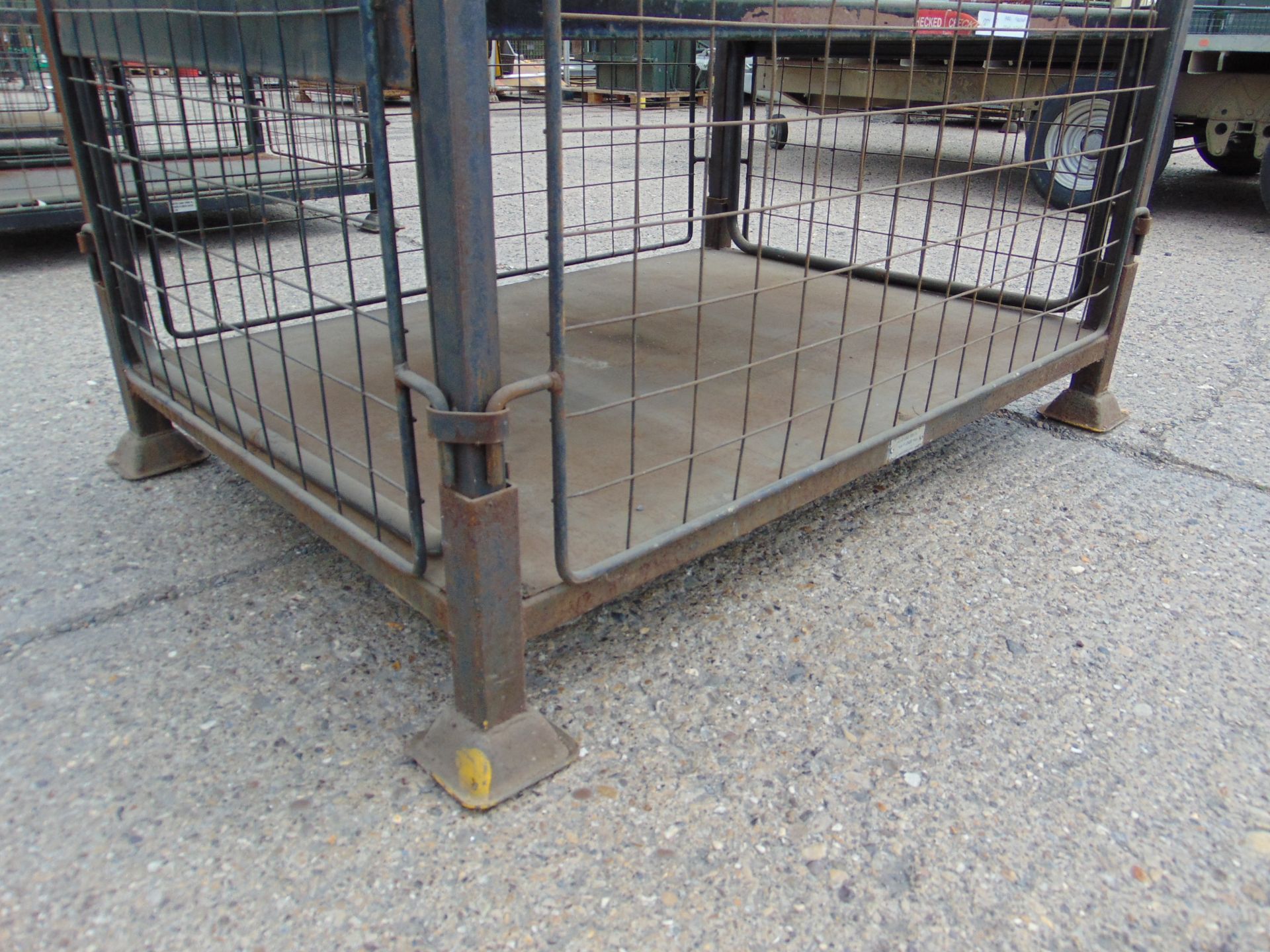 Steel Stacking Stillage with removeable sides and corner posts - Image 4 of 4