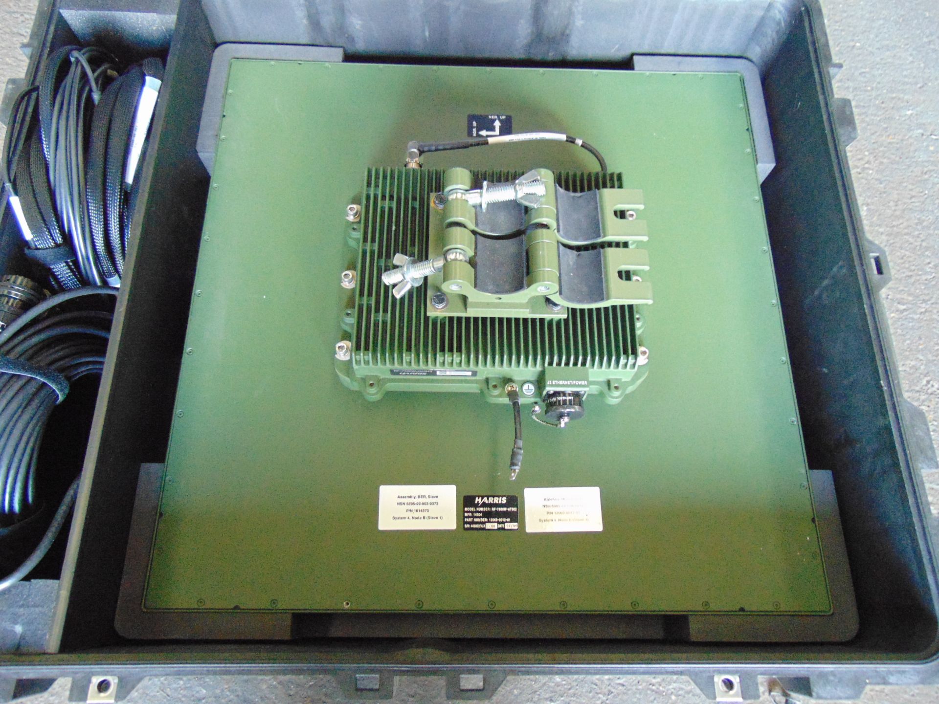 Harris Directional Antenna unit in HD Peli 1690 case with wheels Unissued - Image 2 of 7