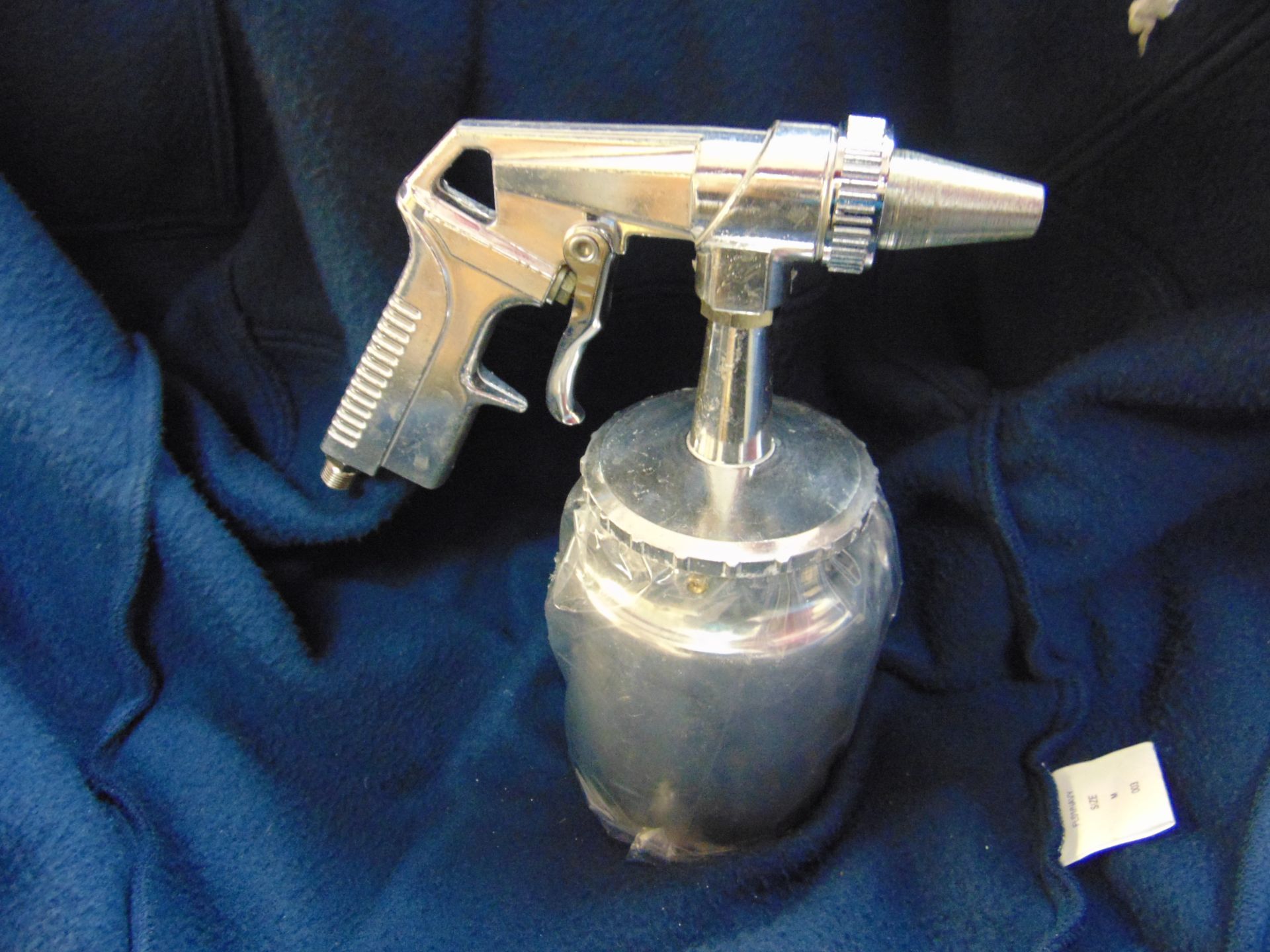 Unused and Unissued Clemco compressed air sand blasting gun from MOD - Image 3 of 4