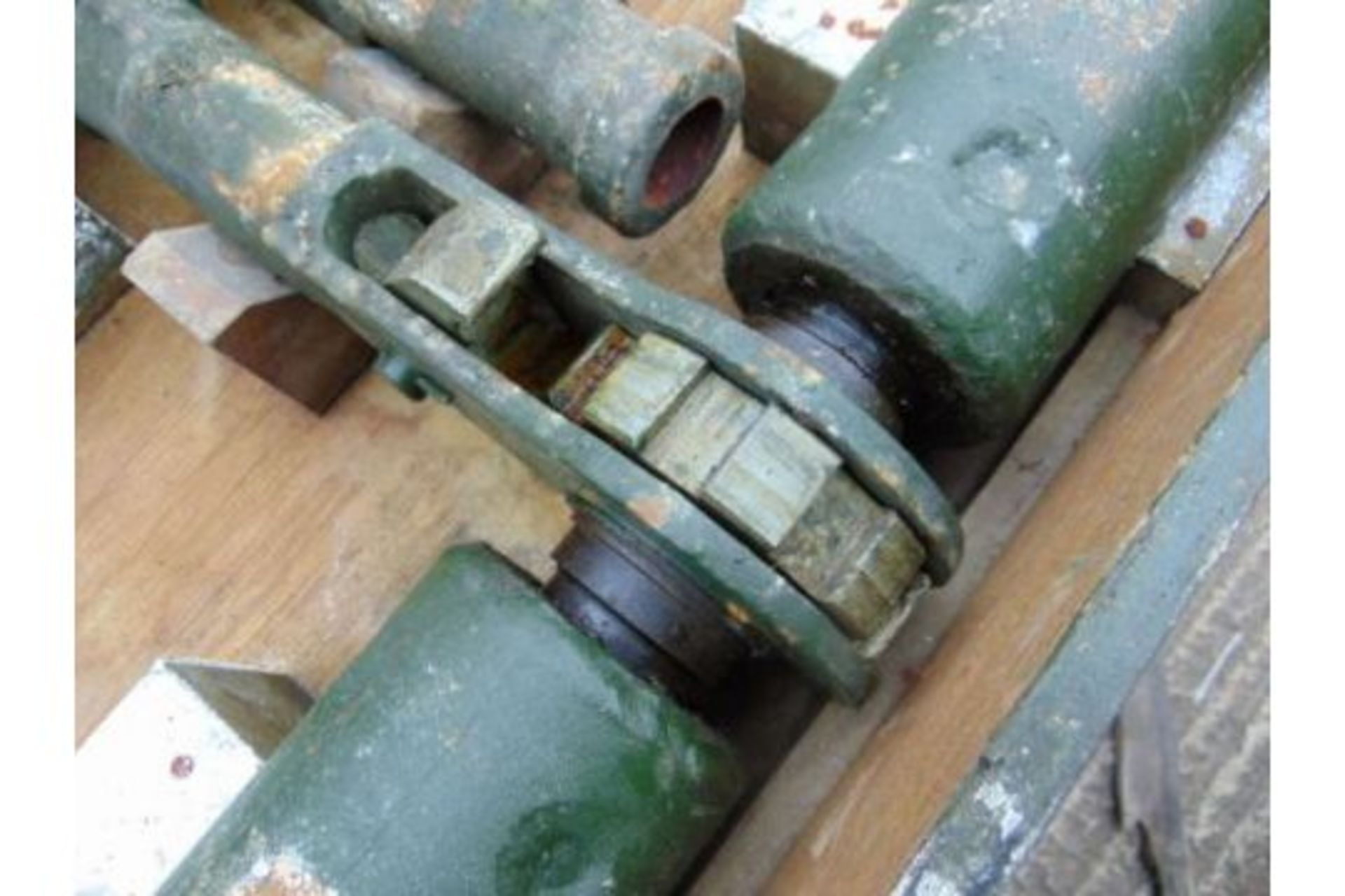 Pair of Heavy Duty Ratchet Jacks - Image 2 of 5