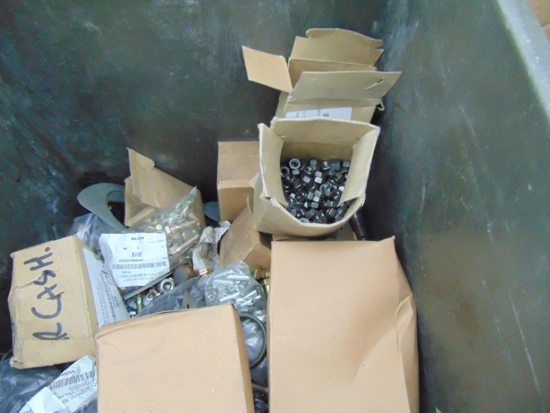 1 x Crate of nuts, bolts, pins, fixings etc - Image 4 of 6
