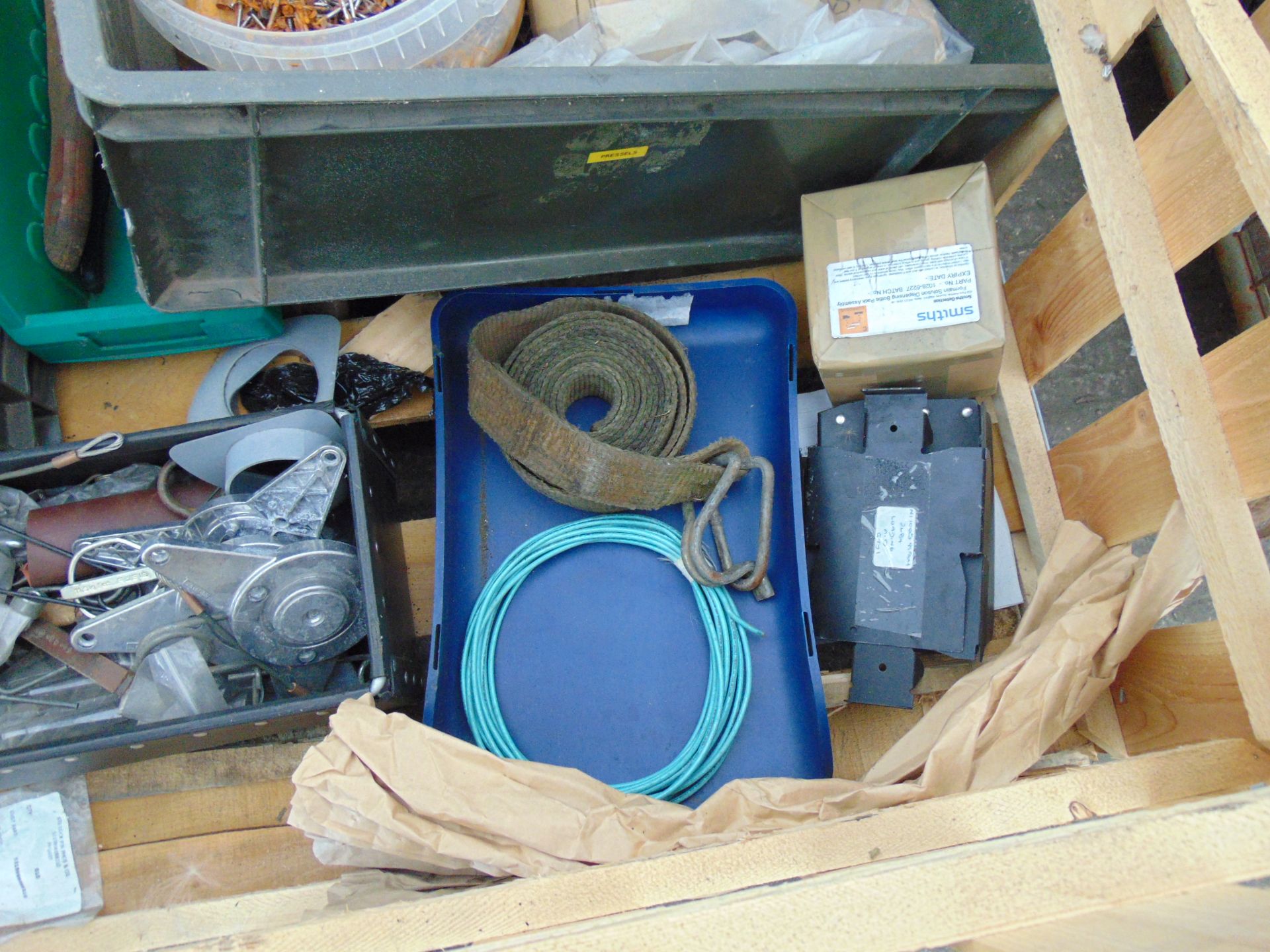 1 x Crate of nuts, bolts, pins, fixings etc - Image 2 of 6