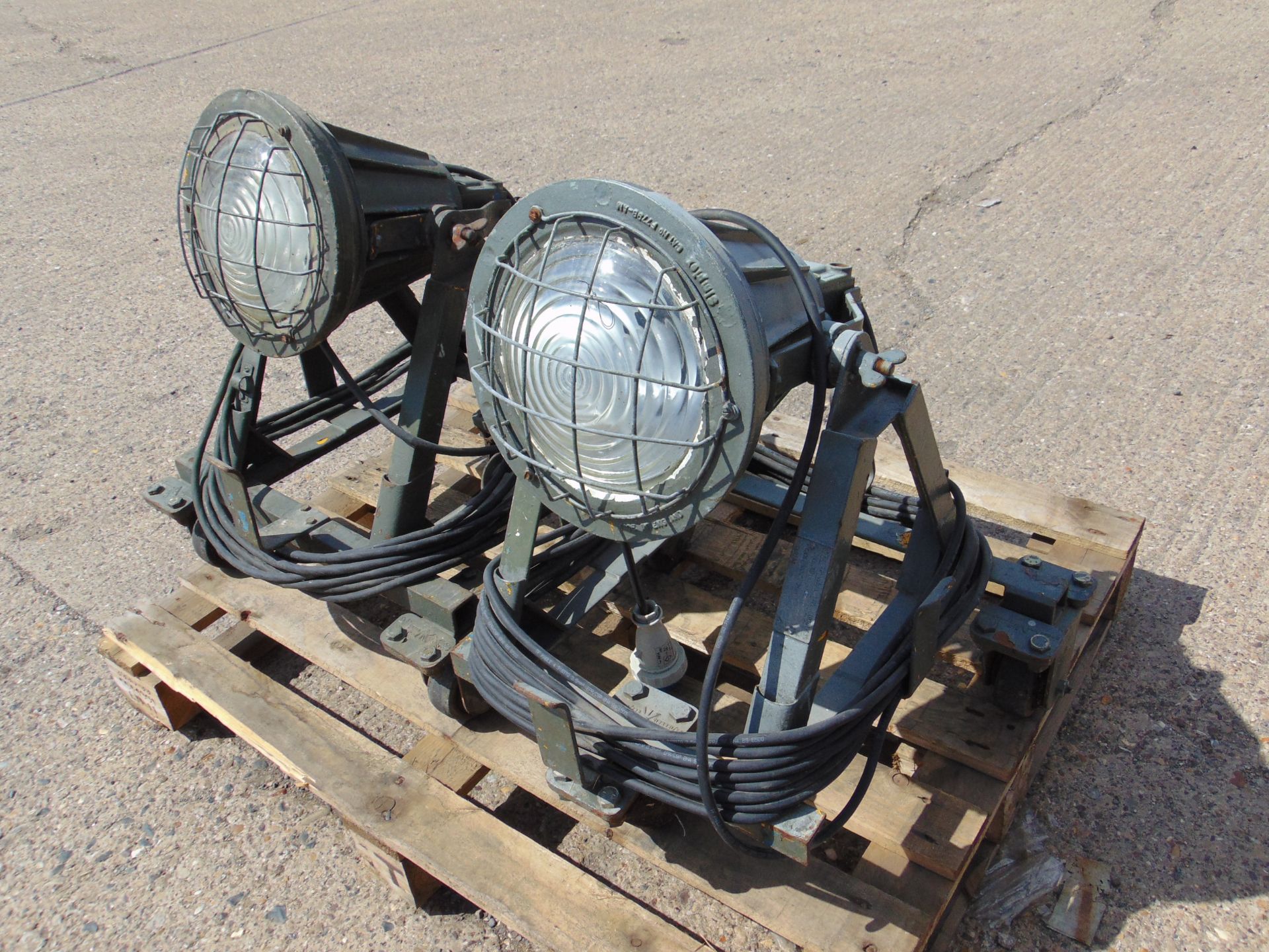 2x Simplex Portable Floodlights - Image 2 of 4