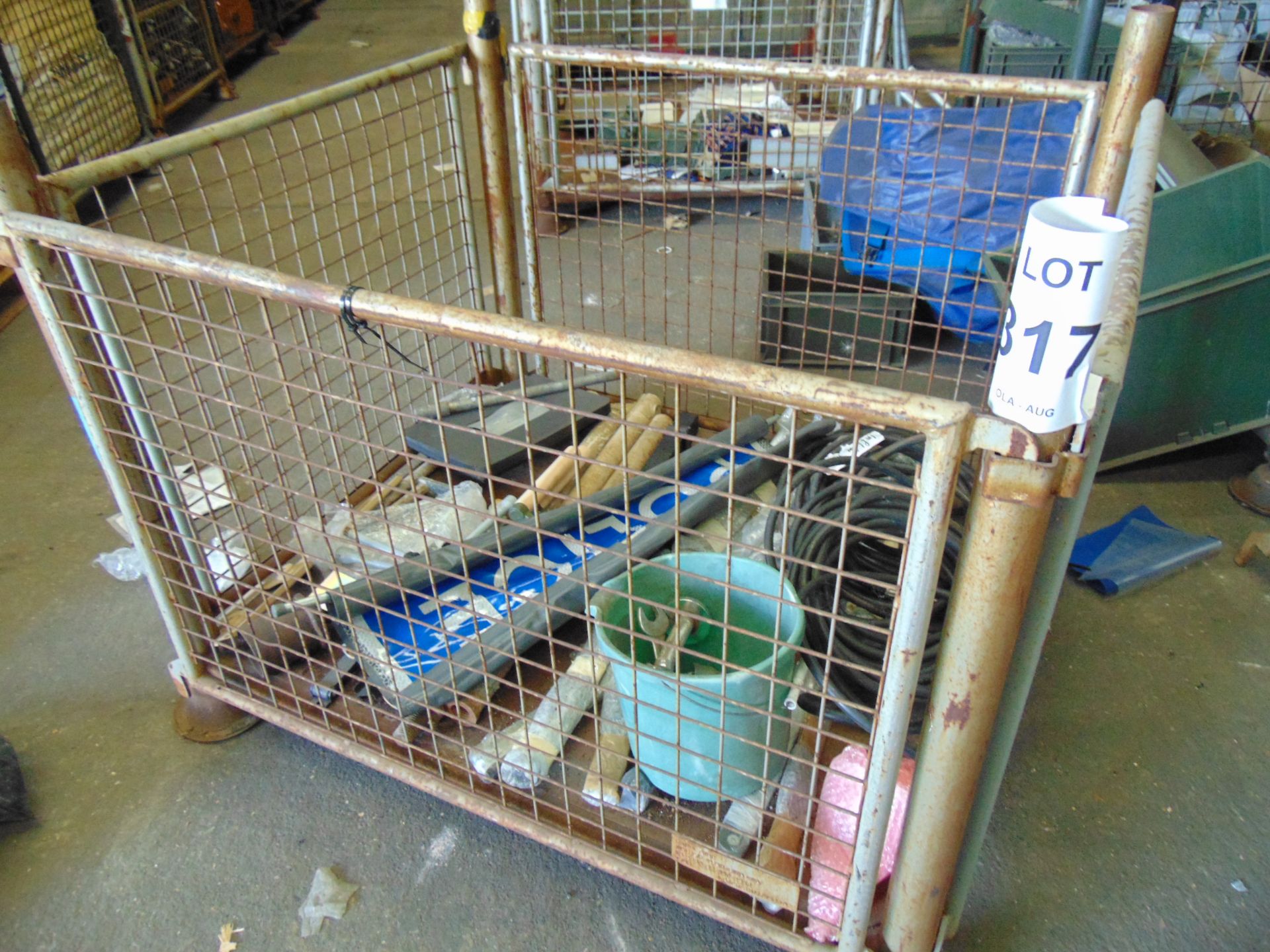 1 x Stillage Tools, Starting Handles Signs, Air Lines etc - Image 4 of 6