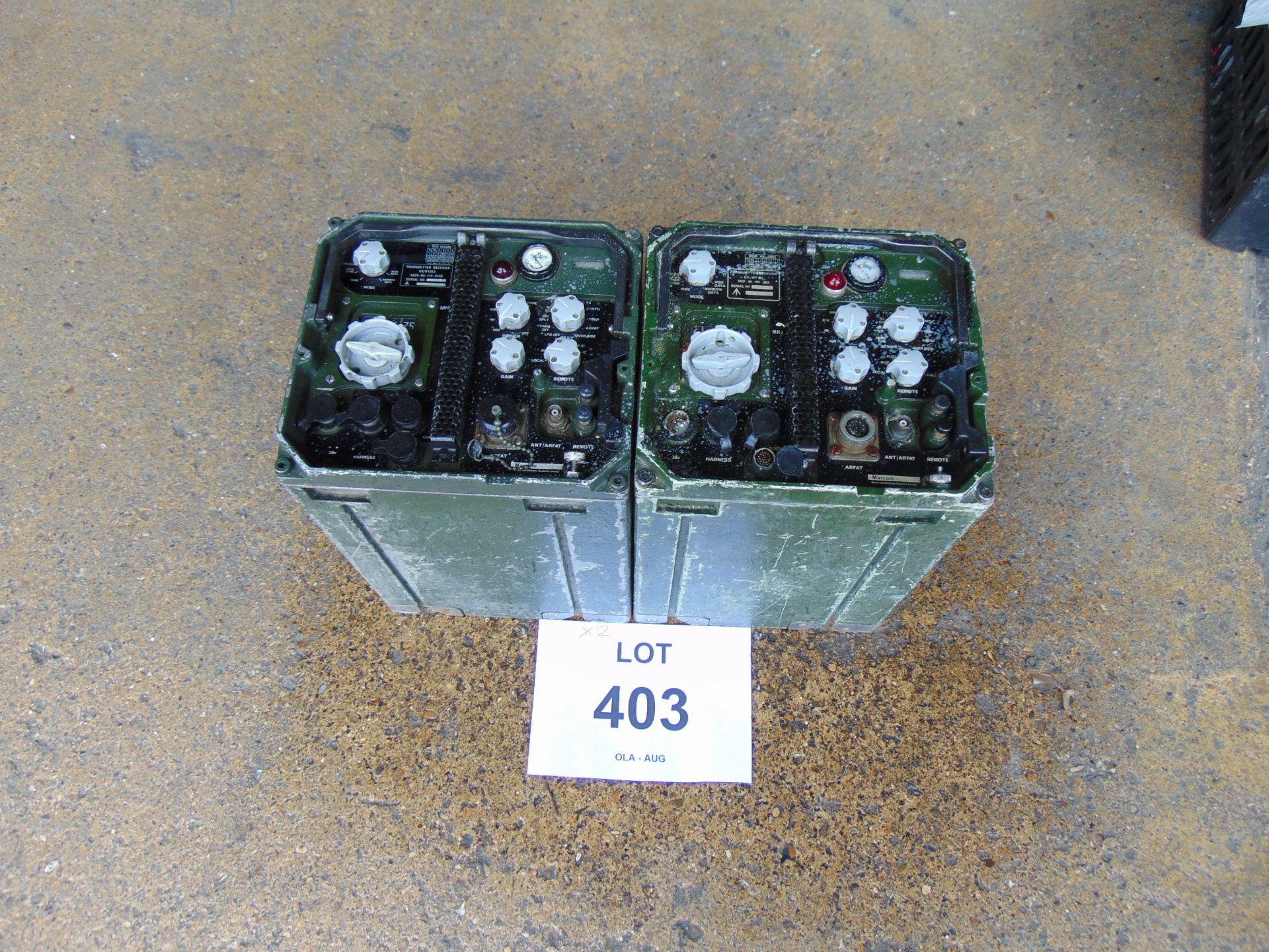2 x RT 353 Clansman VHF Transmitter Reciever - Bild 2 aus 5