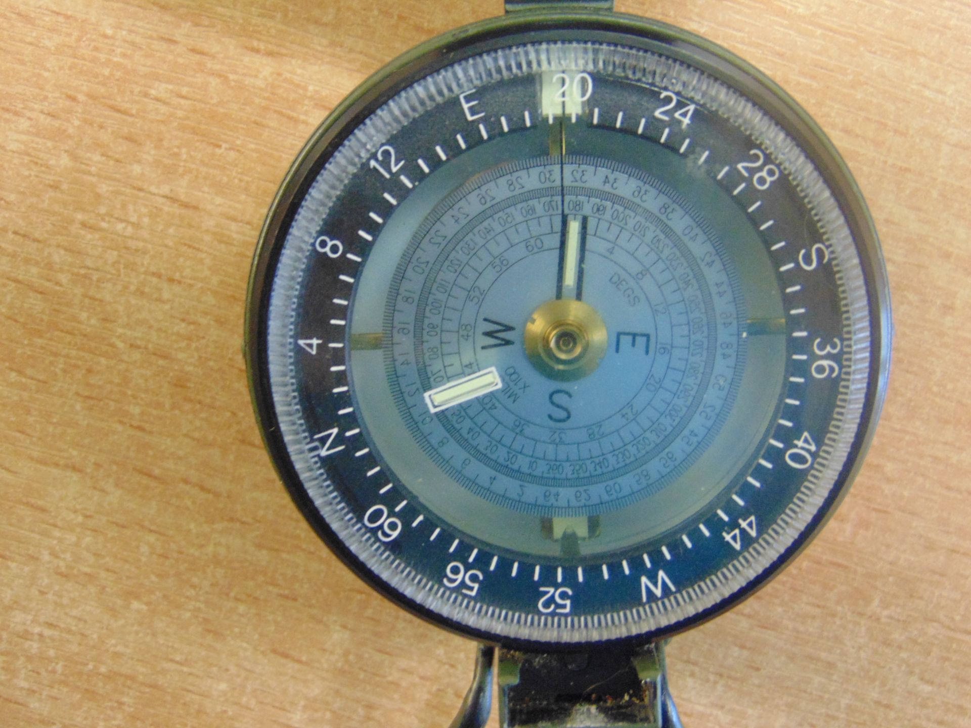 FRANCIS BAKER PRISMATIC COMPASS BRITISH ARMY ISSUE - NATO MARKS - Image 5 of 6