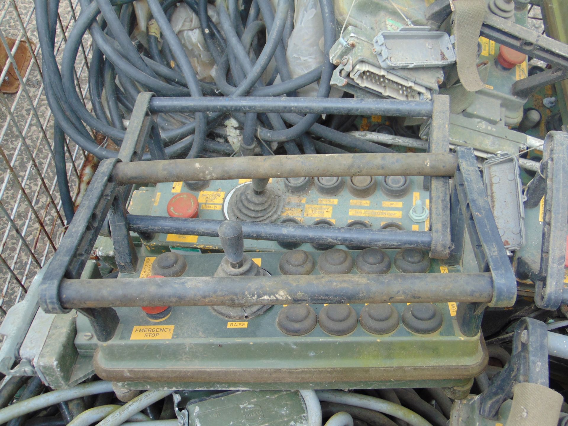 APPROX 20 FODEN RECOVERY REOTE CONTROL BOXES C/W CABLES, ETC - Image 5 of 5