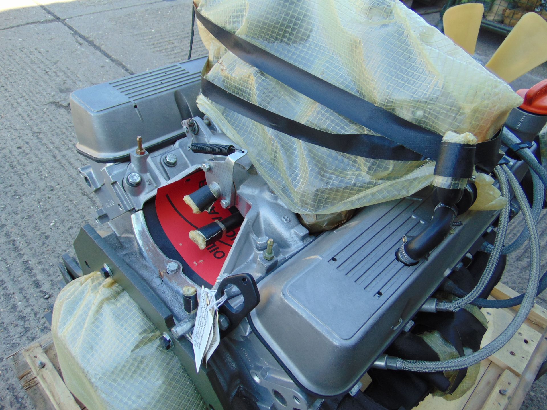 Fully Reconditioned Land Rover V8 Engine c/w all Accessories, as shown in Crate etc - Image 14 of 21