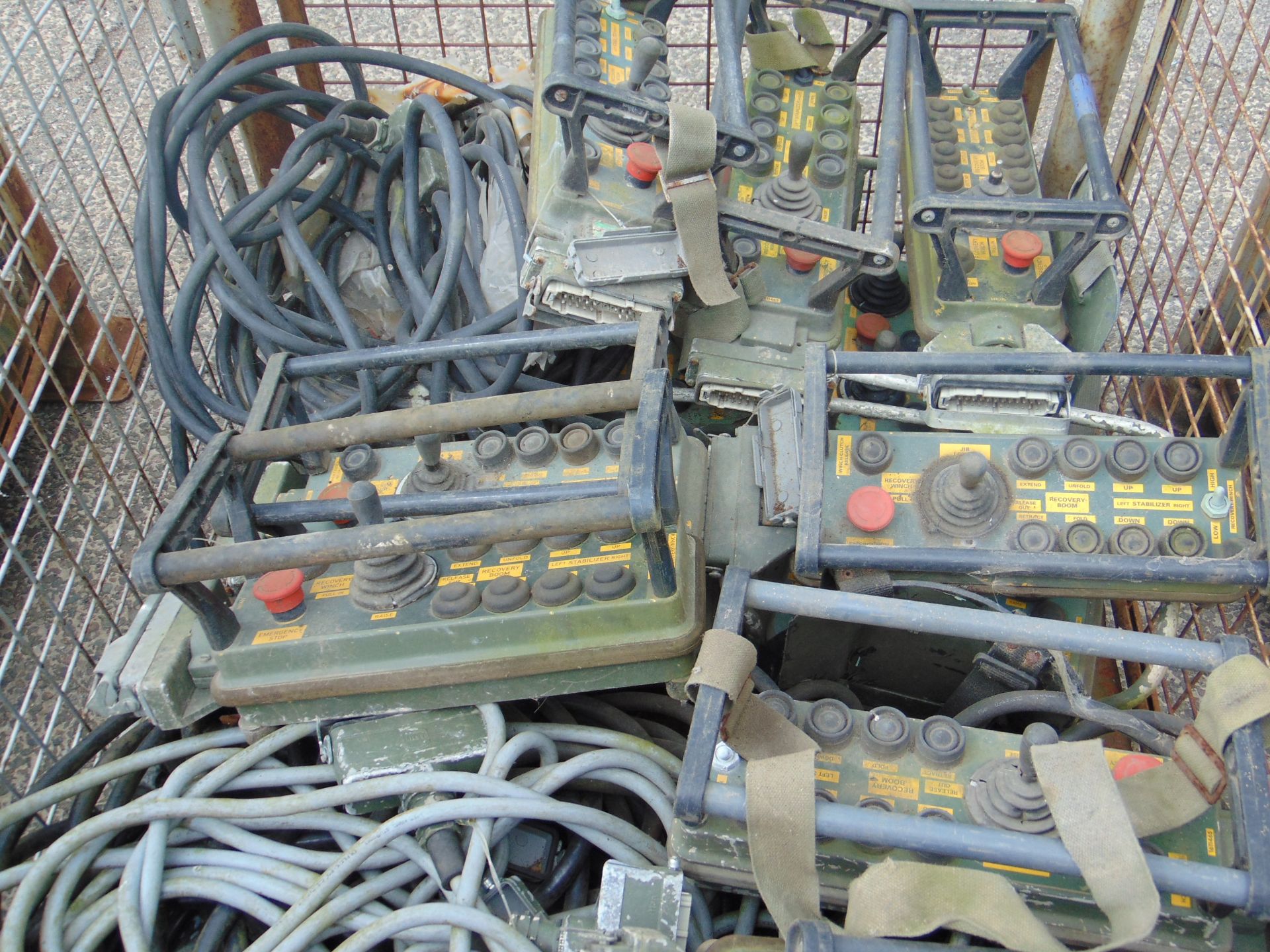 APPROX 20 FODEN RECOVERY REOTE CONTROL BOXES C/W CABLES, ETC - Image 4 of 5