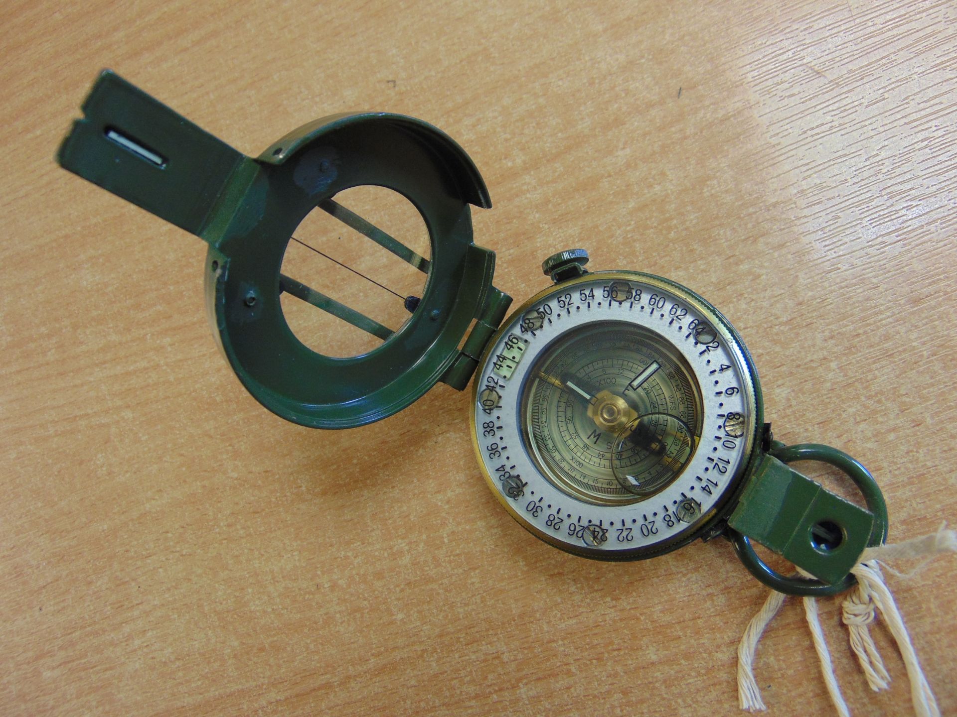 UNISSUED STANLEY LONDON PRISMATIC COMPASS NATO MARKED BRITISH ARMY - Image 2 of 7