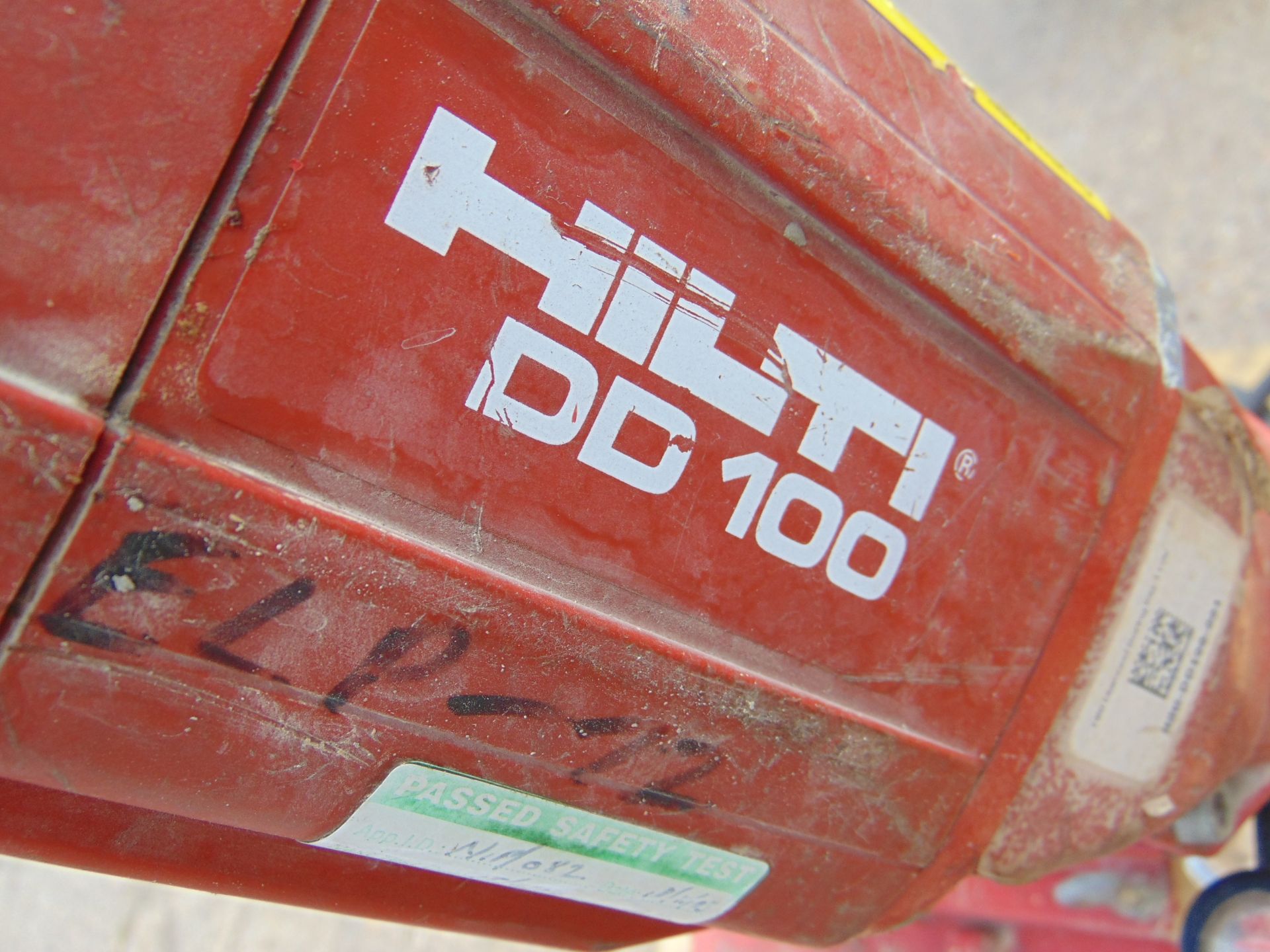 HILTI DD100 Diamond Core Drill 110v + DD100-RA Drilling Rig stand - Image 5 of 6