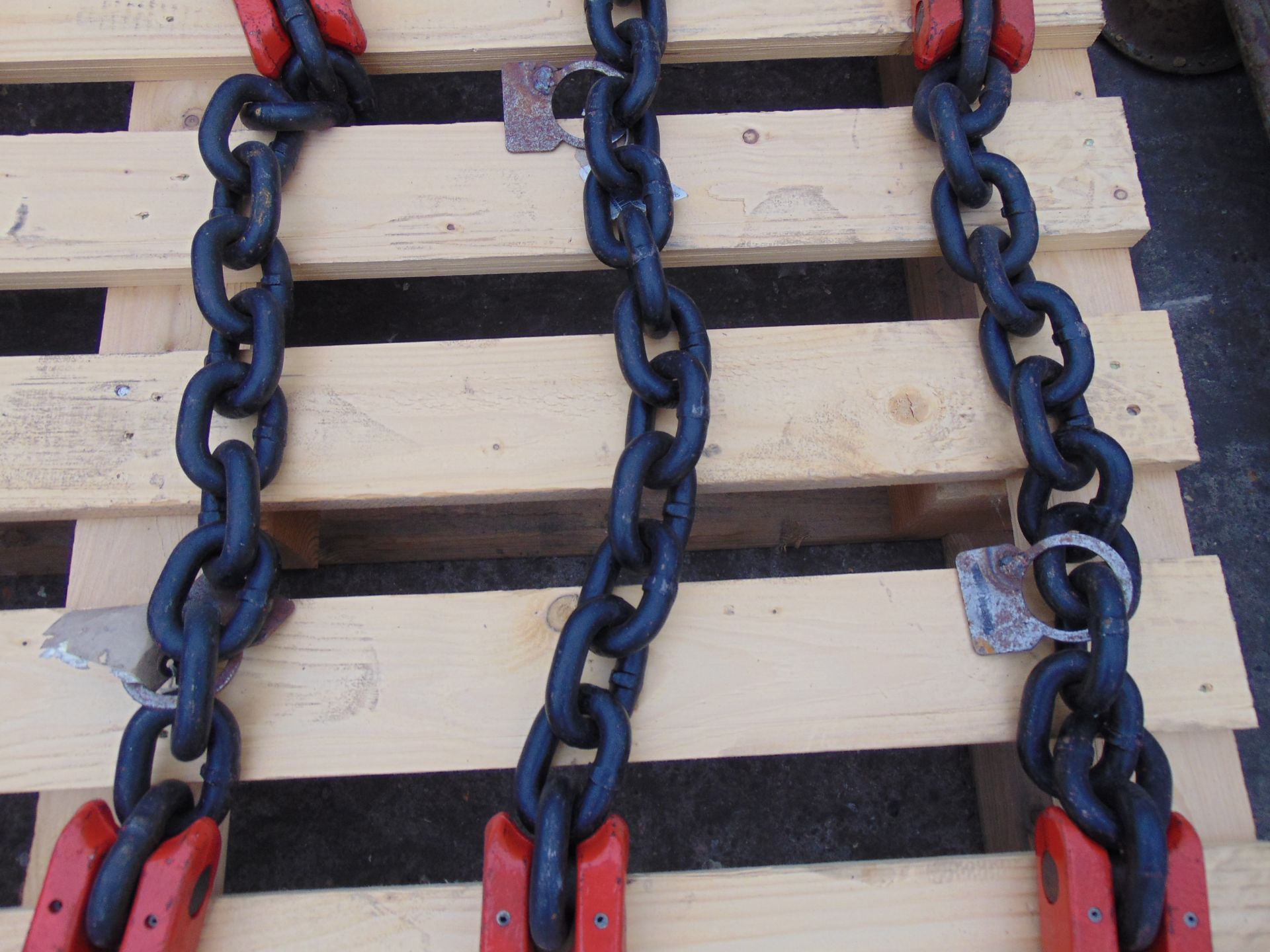 New Unused Kuplex 8 Tonne lifting chain from MoD - Image 3 of 5