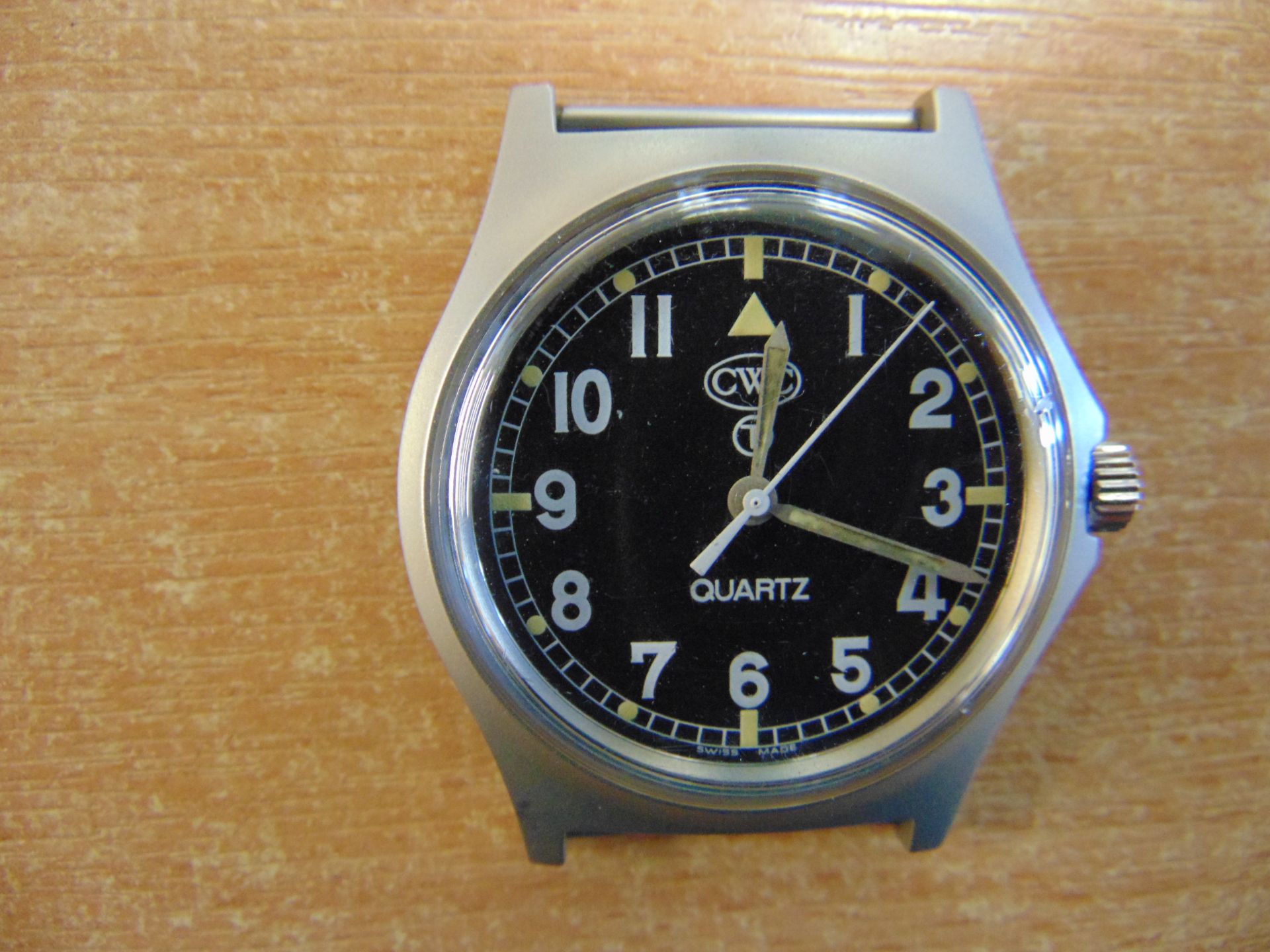 V. NICE UNISSUED CONDITION CWC W10 BRITISH ARMY SERVICE WATCH NATO MARKS WATER RESISTANT DATE 2005 - Image 3 of 7