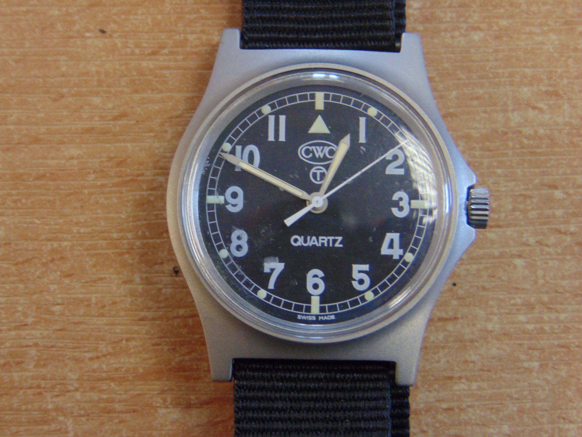UNIQUE CWC 0552 ROYAL MARINES/ ROYAL NAVY ISSUE SERVICE WATCH DATED 1990 ** GULF WAR** SN.66054 - Image 2 of 9